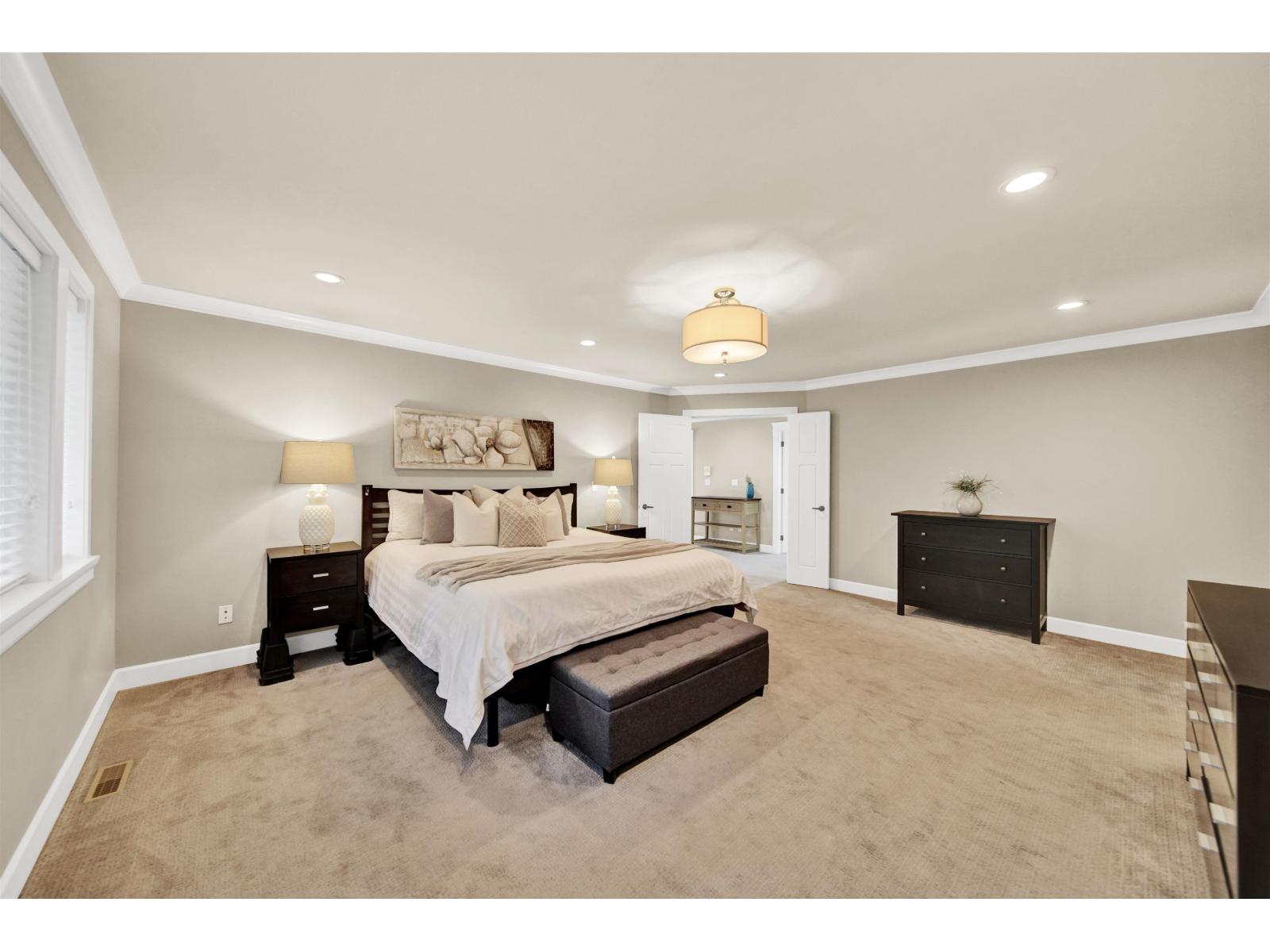 16288 60 Avenue Property Photo 10