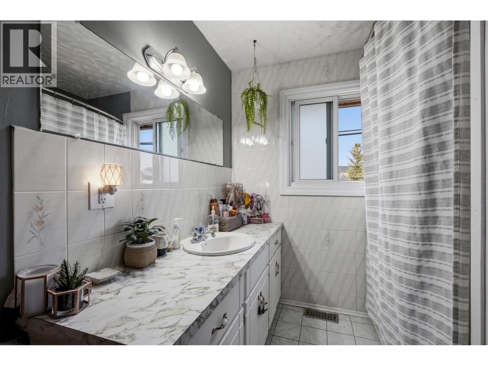 590 Pigeon Avenue Property Photo 13