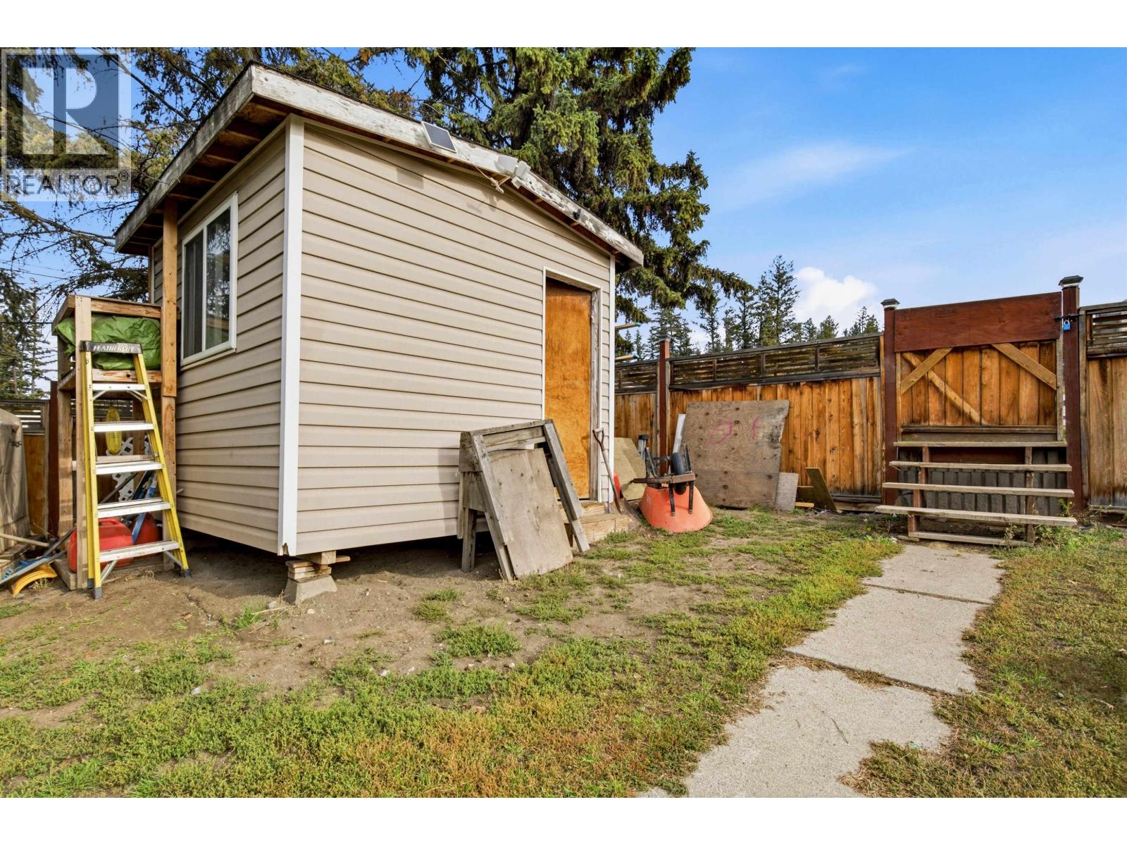 590 Pigeon Avenue Property Photo 28