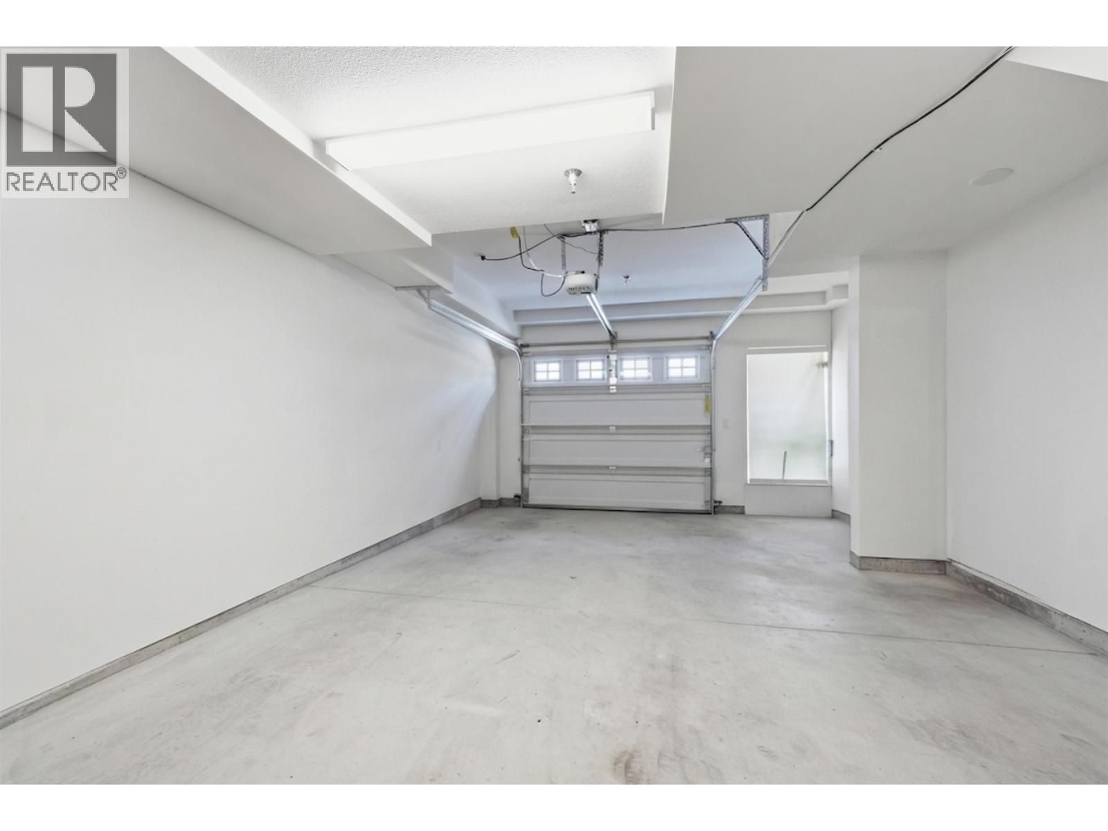 82 10199 River Drive Property Photo 17