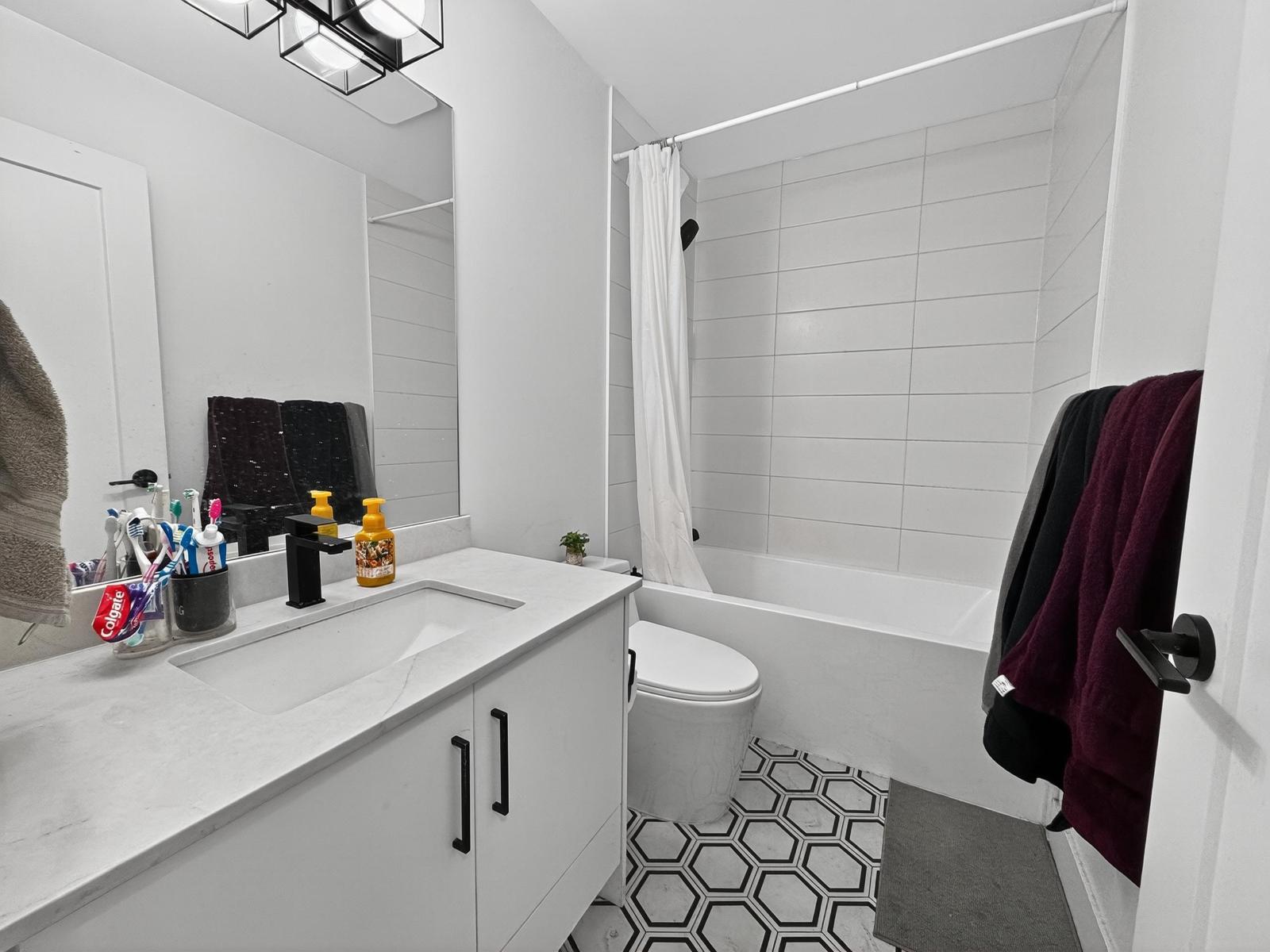 30 12585 104a Avenue Property Photo 18