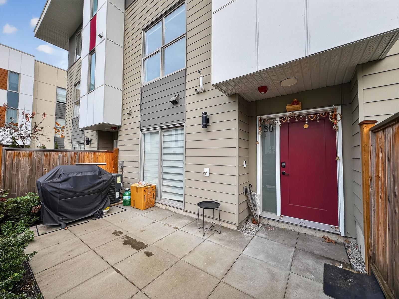 30 12585 104a Avenue Property Photo 29