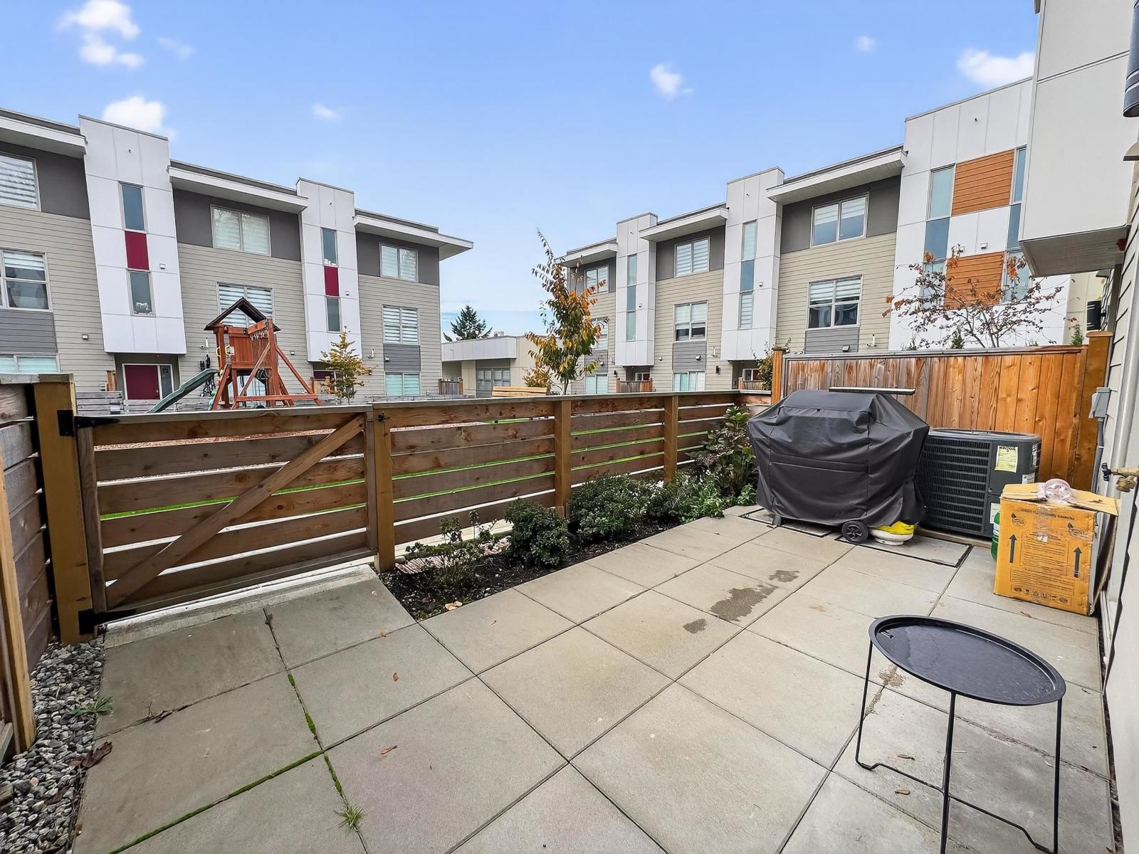30 12585 104a Avenue Property Photo 30