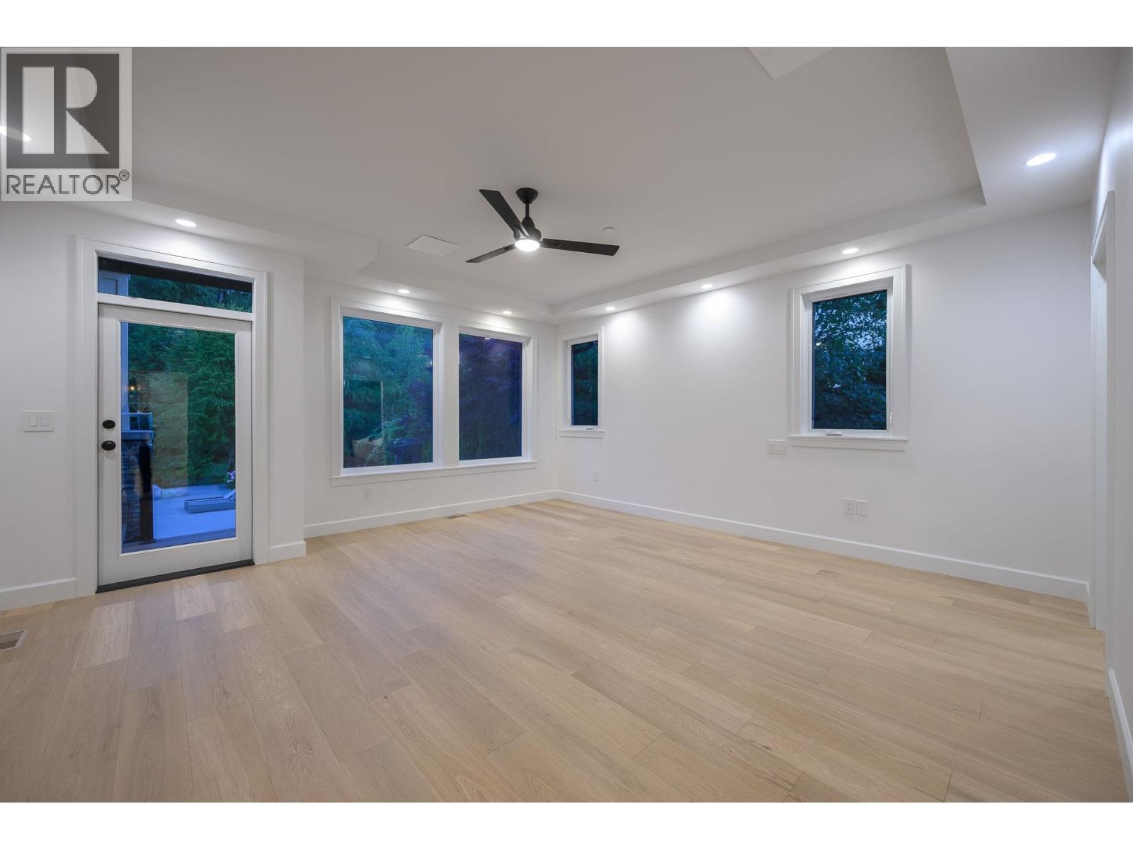 26540 124 Avenue Property Photo 12
