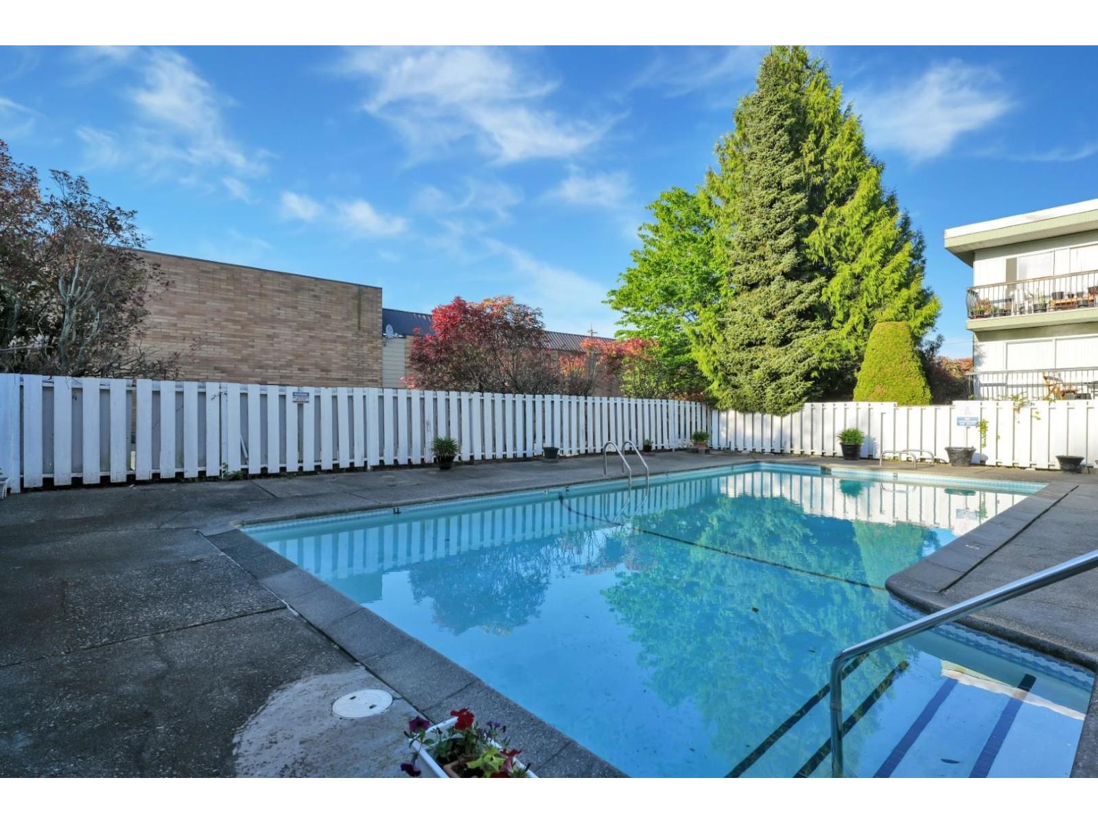 168c 8635 120 Street Property Photo 20