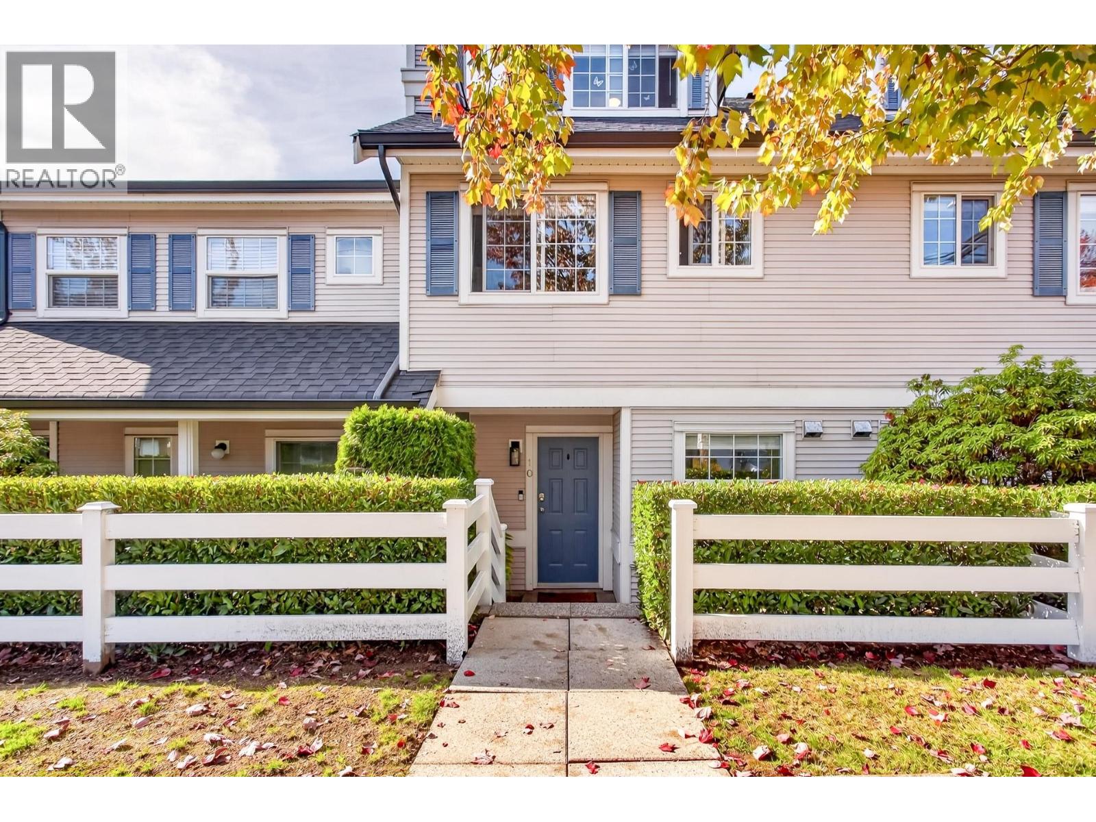 10 11355 236 Street Property Photo 3