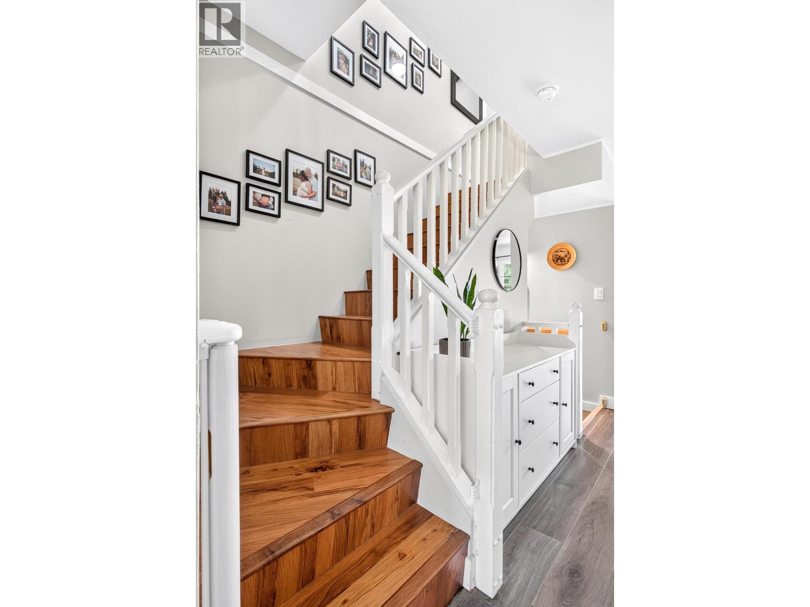 10 11355 236 Street Property Photo 19