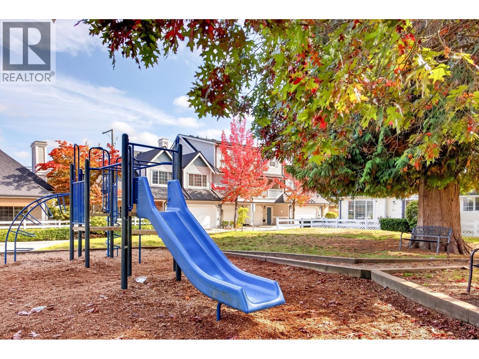 10 11355 236 Street Property Photo 35