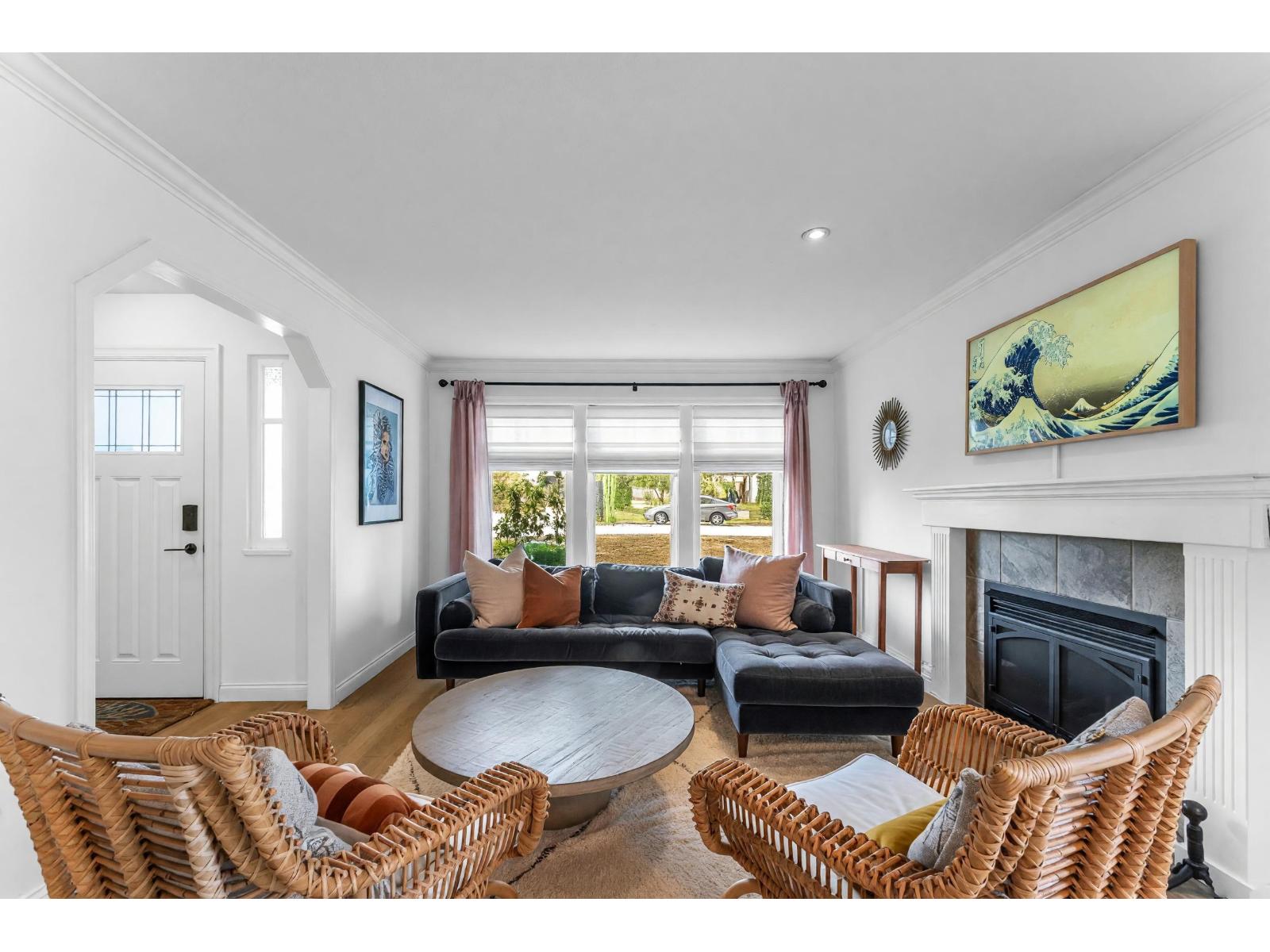9457 215a Street Property Photo 4