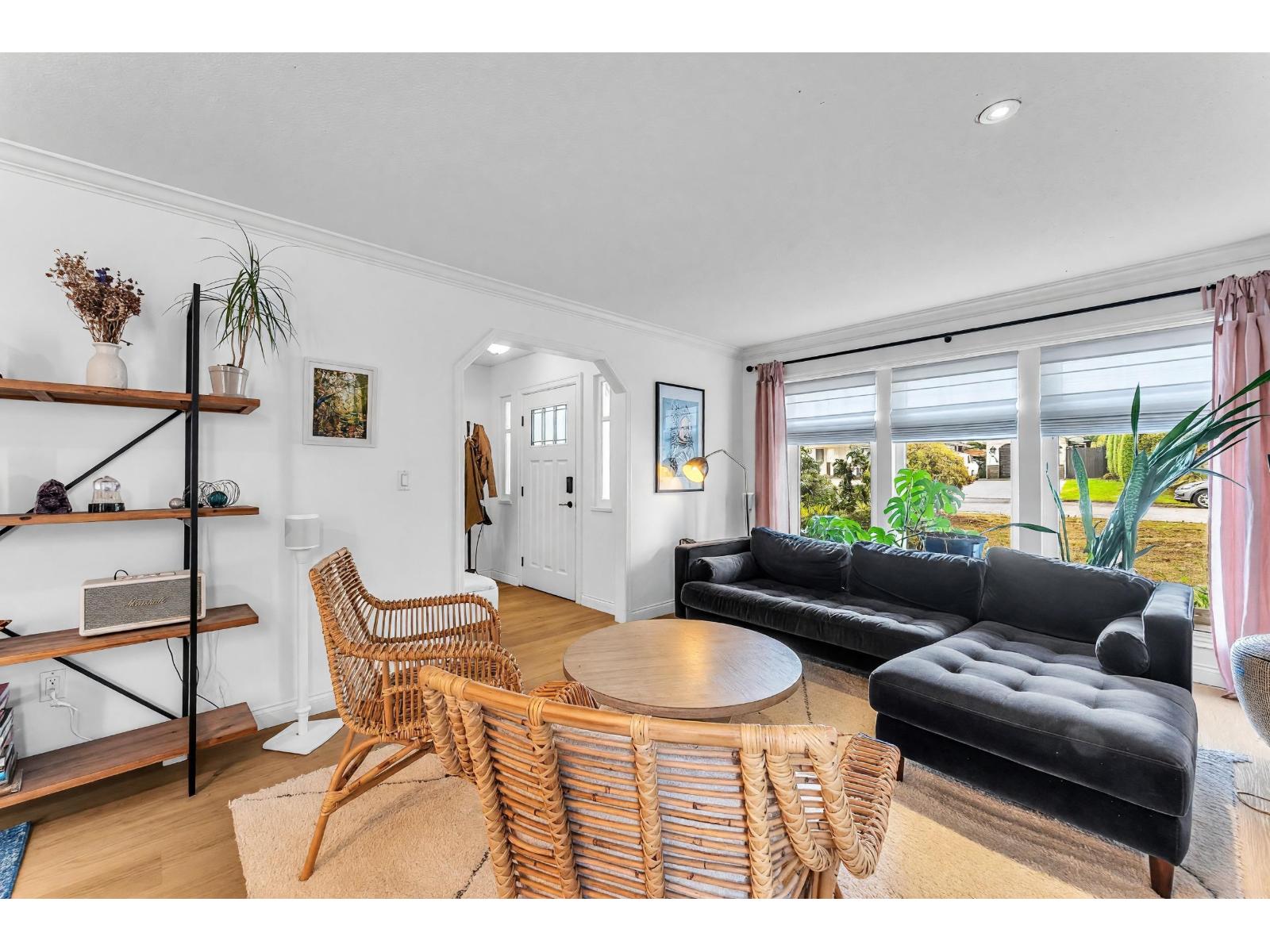 9457 215a Street Property Photo 5