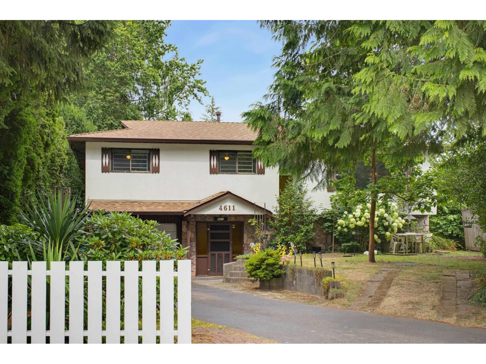 4611 203a Street Property Photo 3