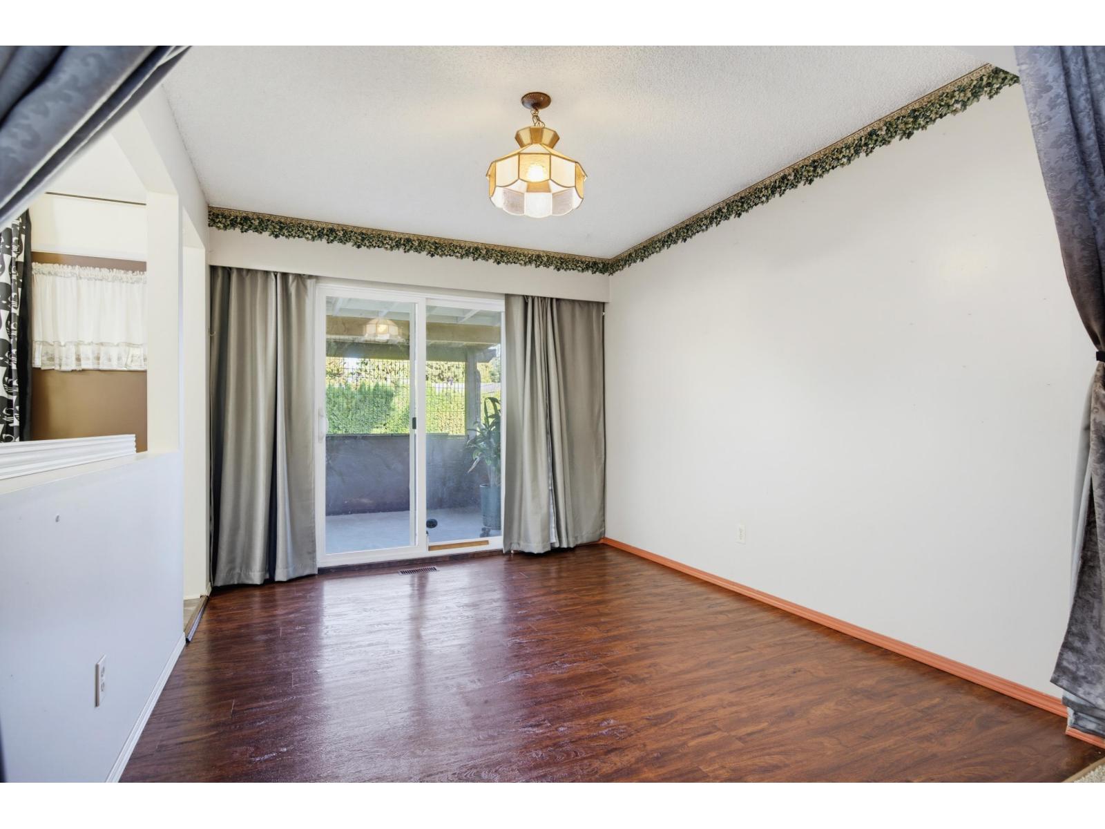 4611 203a Street Property Photo 8
