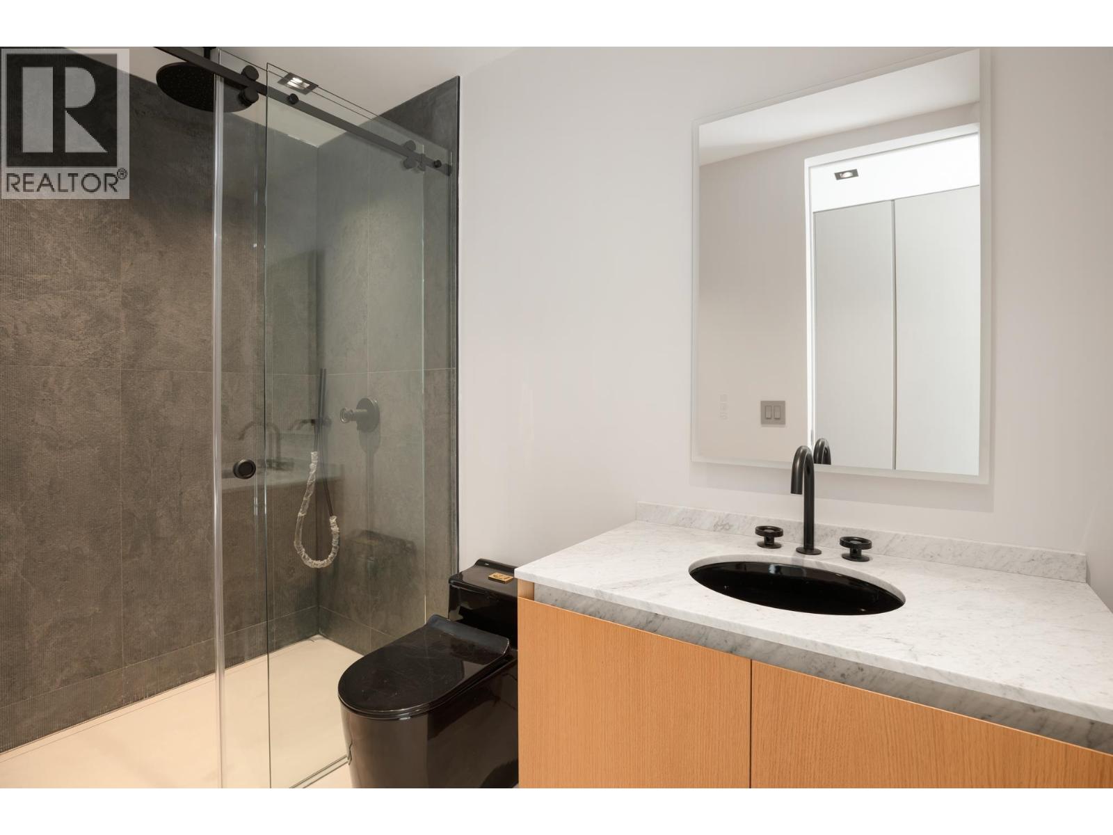2484 Ottawa Avenue Property Photo 26