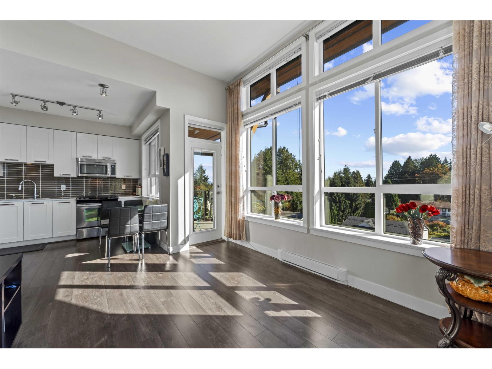 401 10455 154 Street Property Photo 14