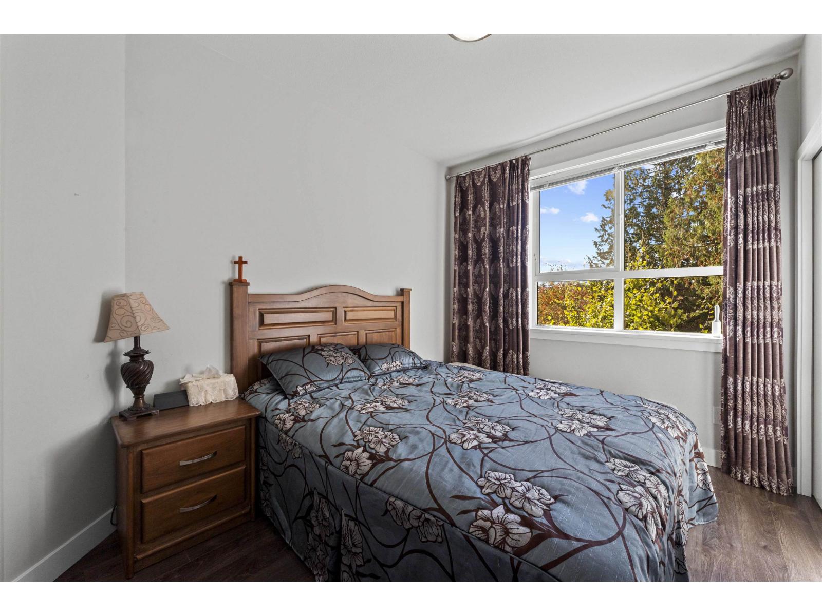 401 10455 154 Street Property Photo 19
