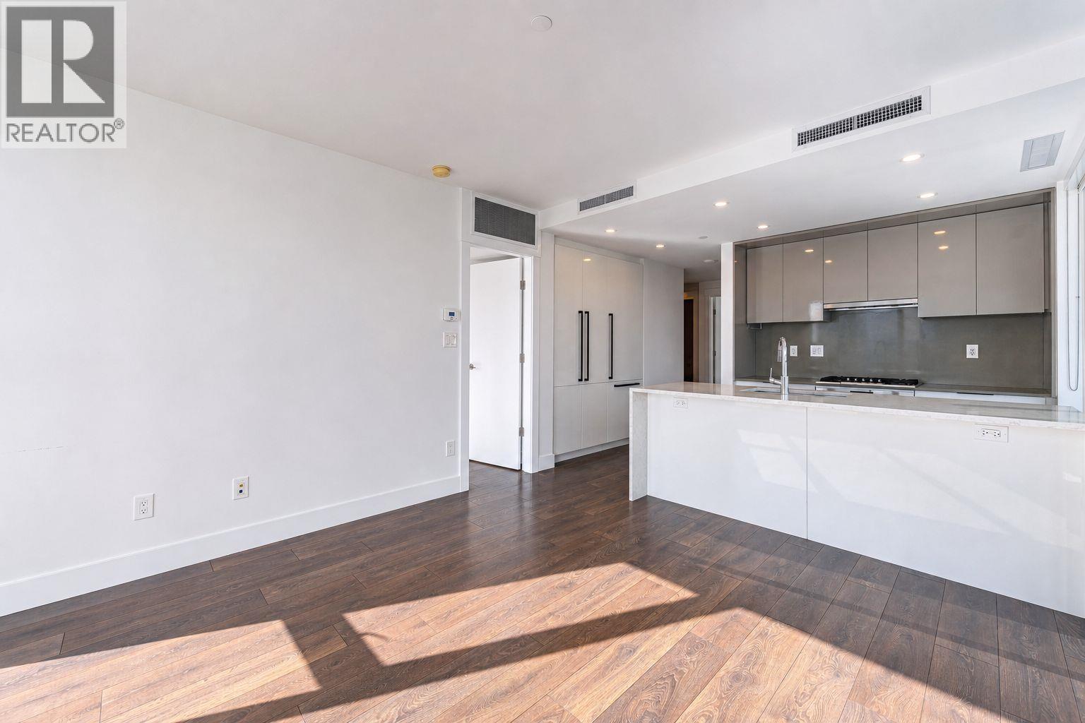 1902 4711 HAZEL STREET Property Photo 1