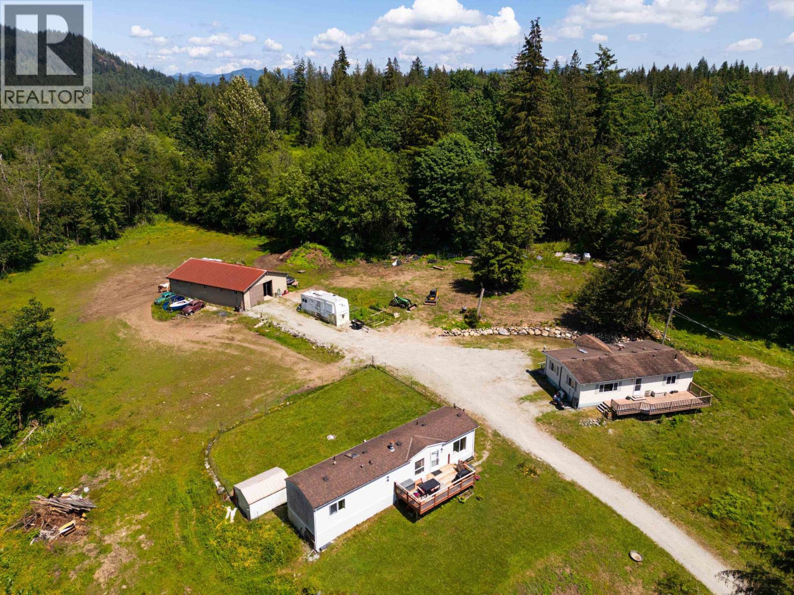 28555 104 Avenue Property Photo 10