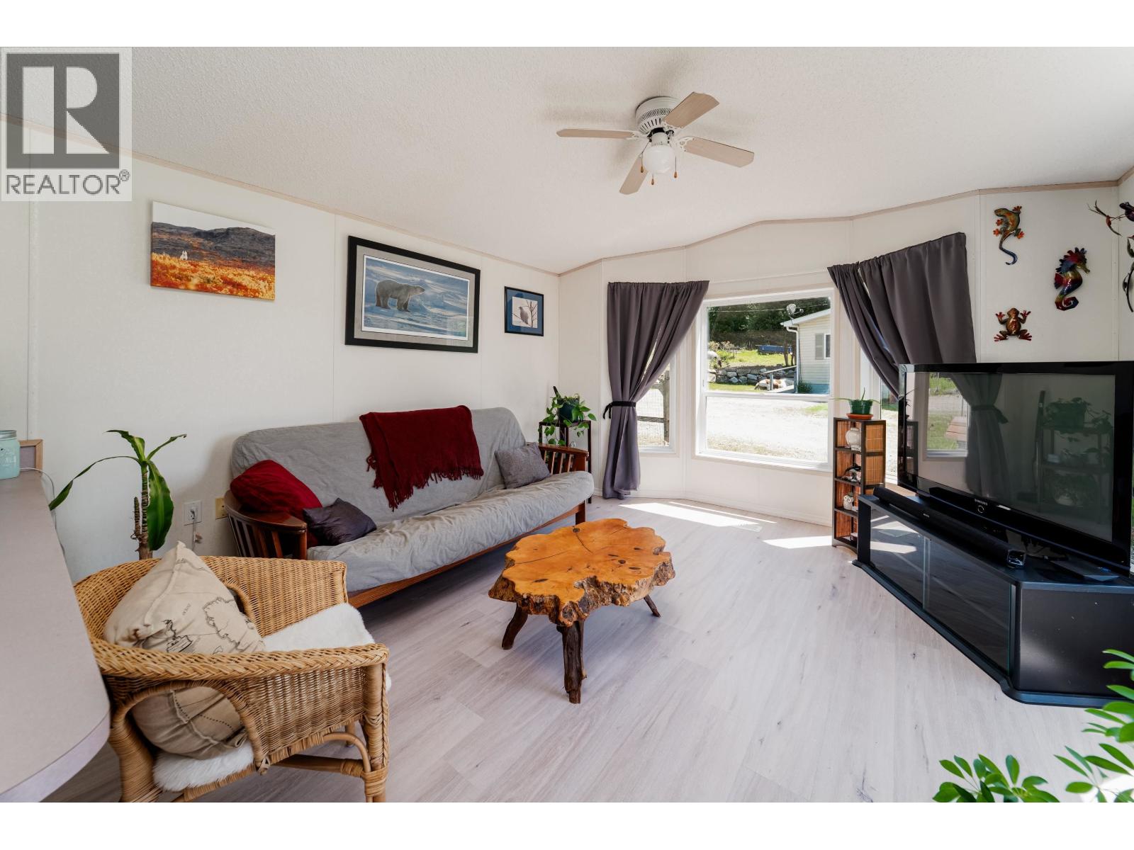 28555 104 Avenue Property Photo 17