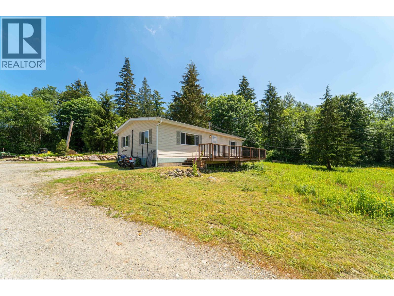 28555 104 Avenue Property Photo 26