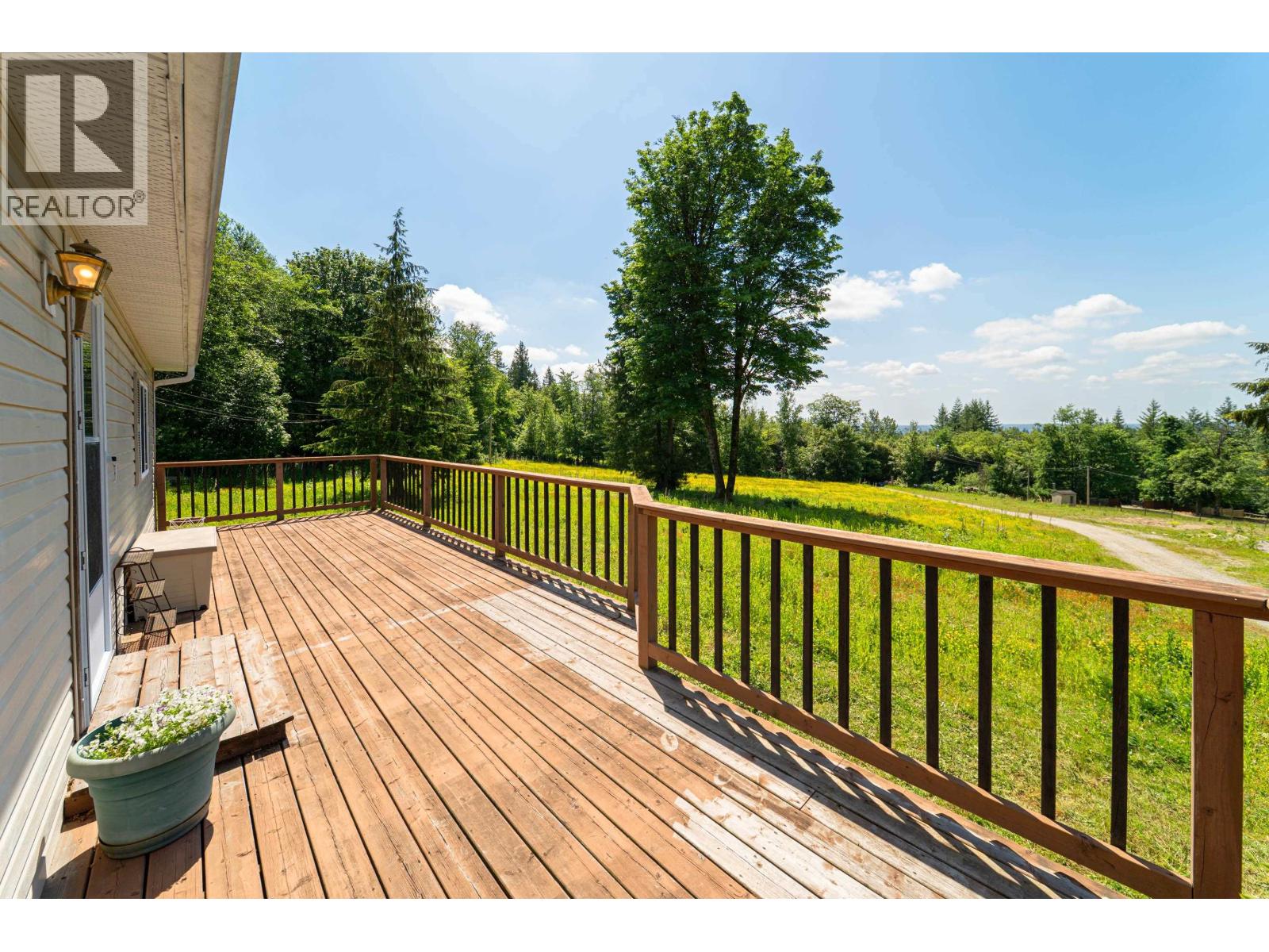 28555 104 Avenue Property Photo 27