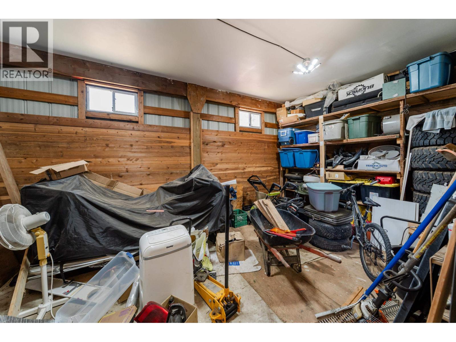 28555 104 Avenue Property Photo 37