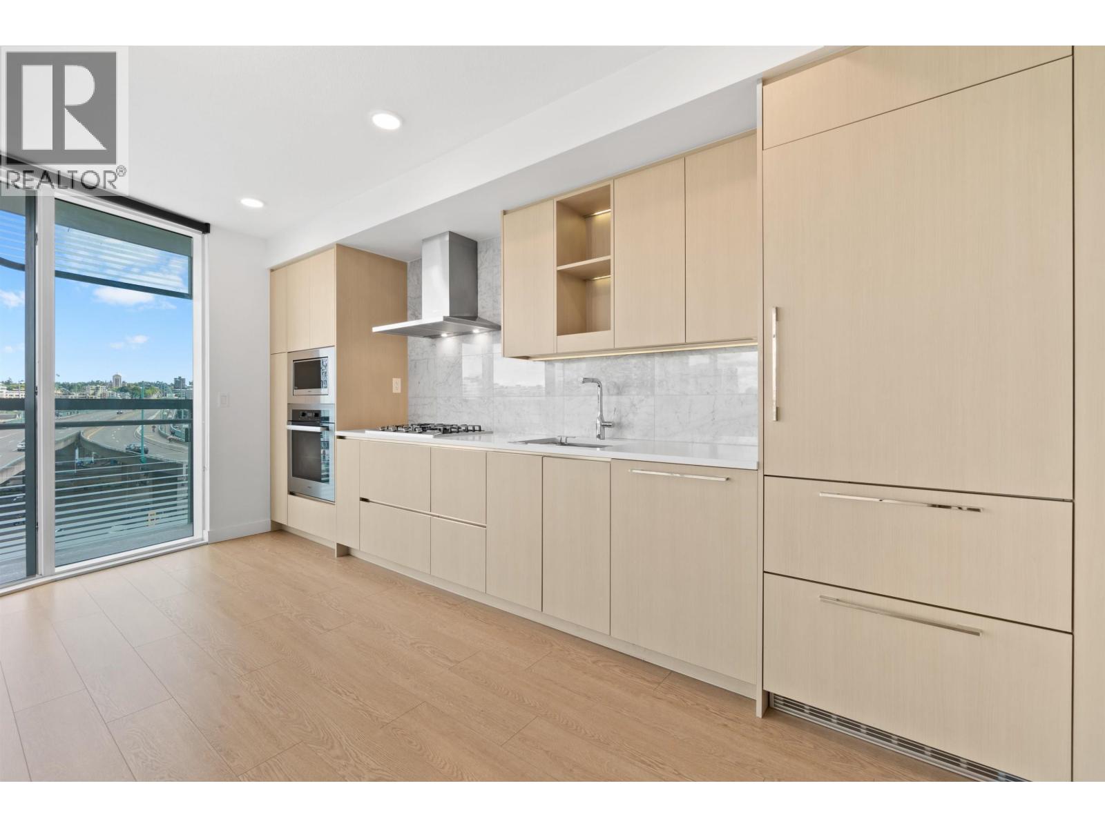 684 87 Nelson Street Property Photo 4