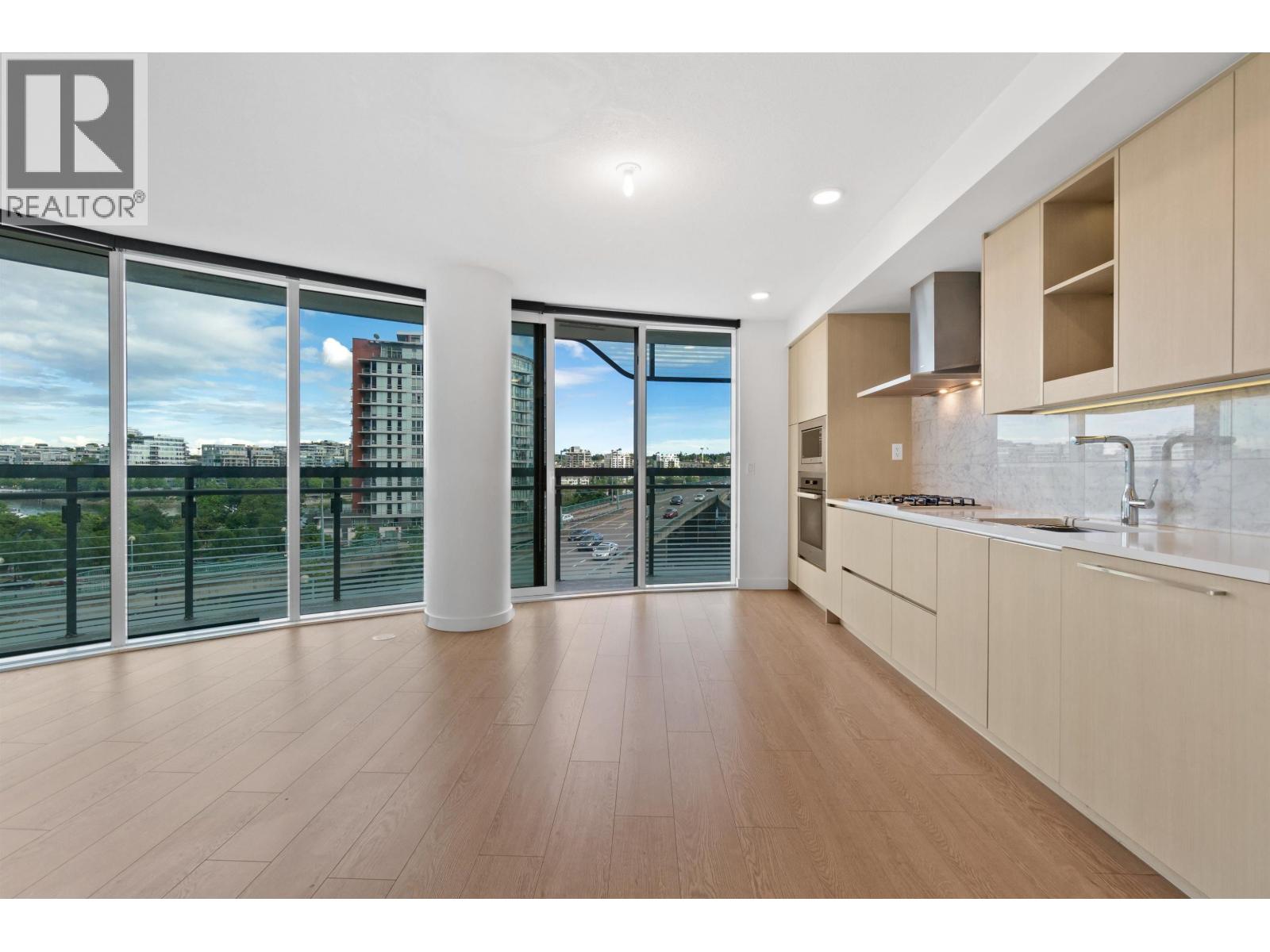 684 87 Nelson Street Property Photo 16