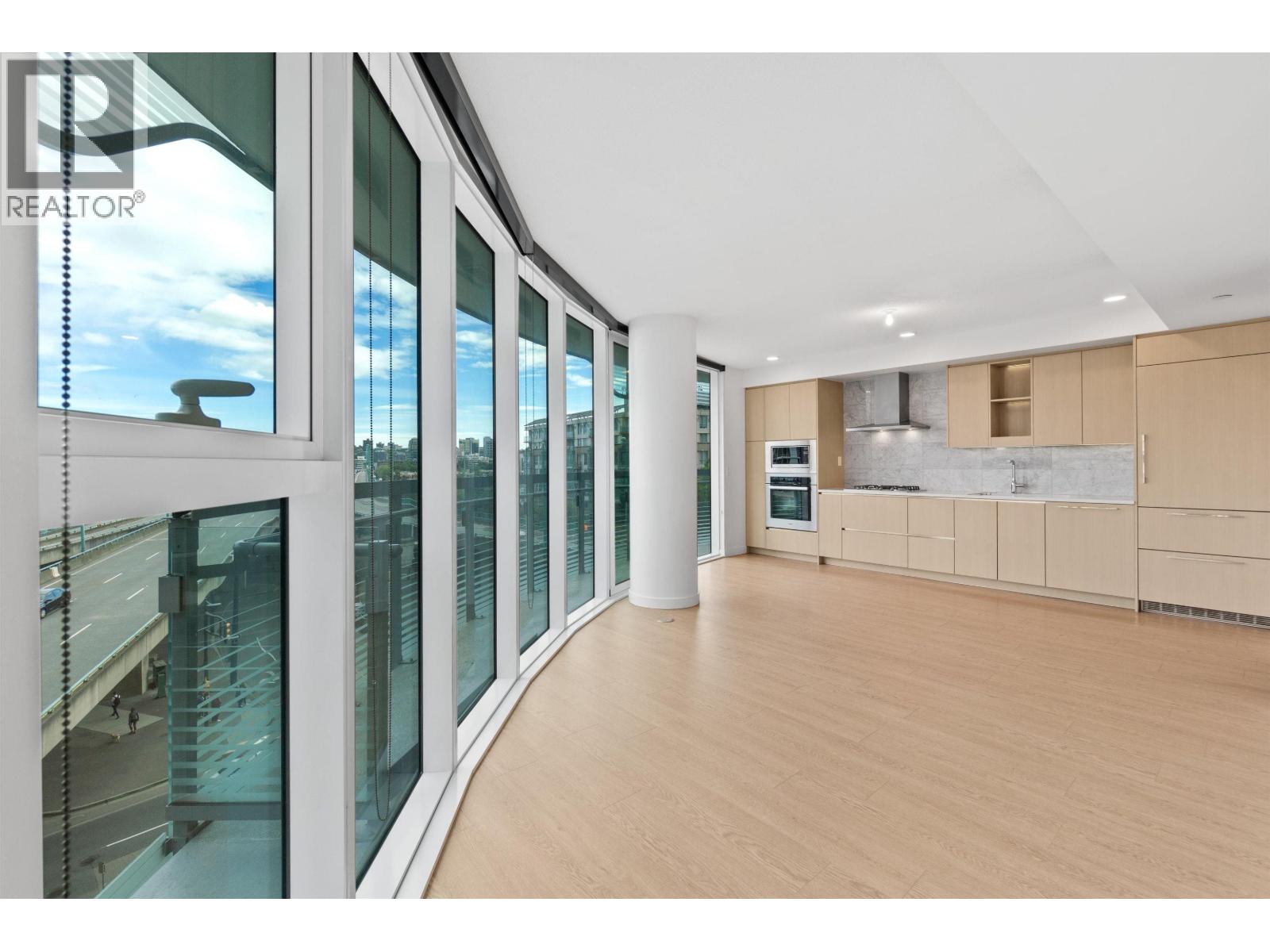 684 87 Nelson Street Property Photo 21