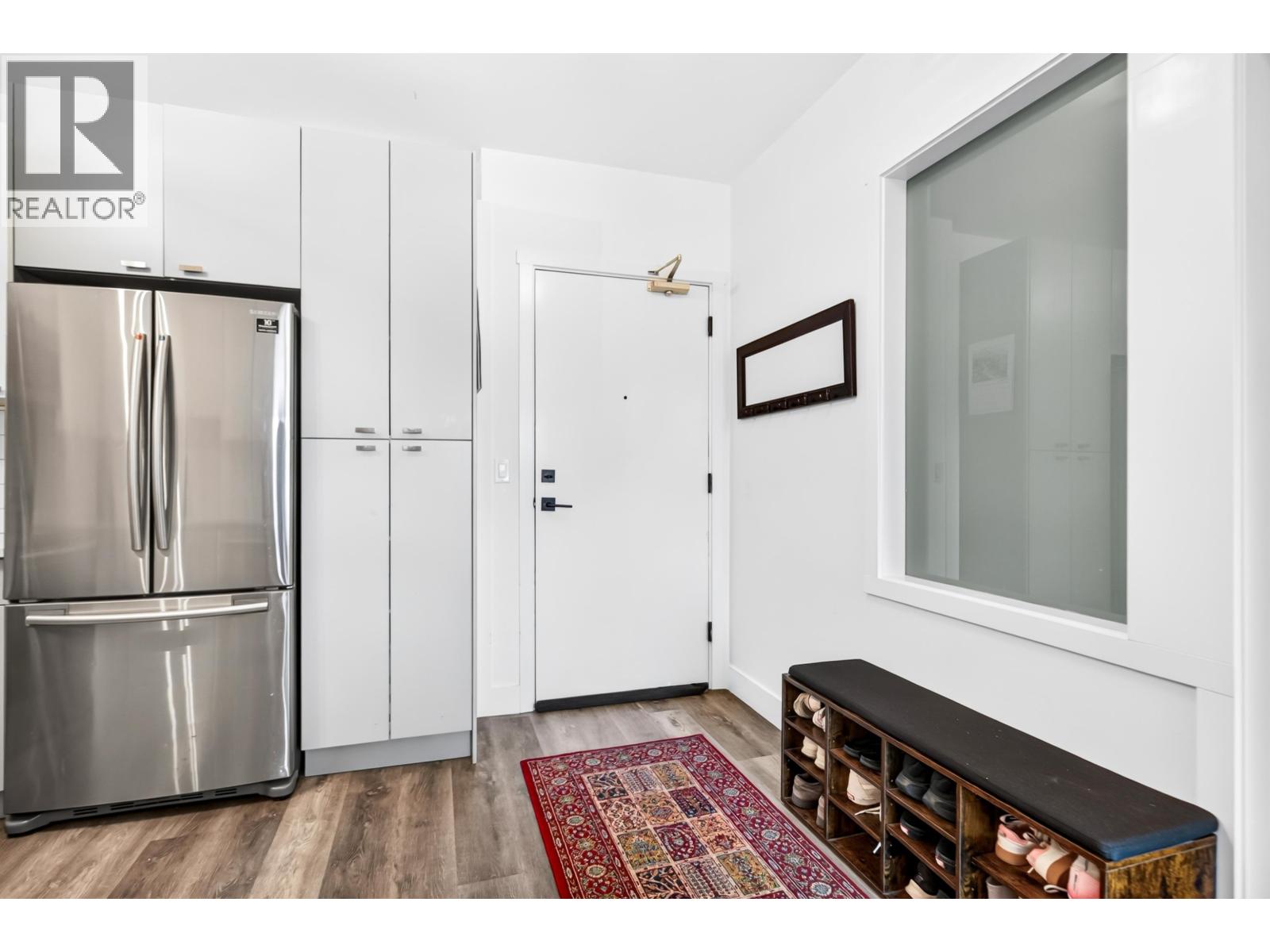 318 12320 222 Street Property Photo 23