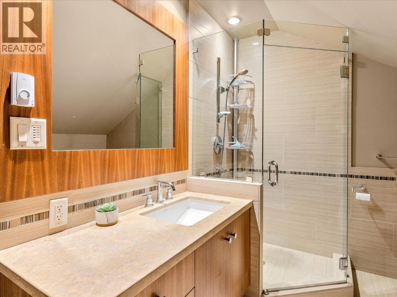 36 6125 Eagle Drive Property Photo 21