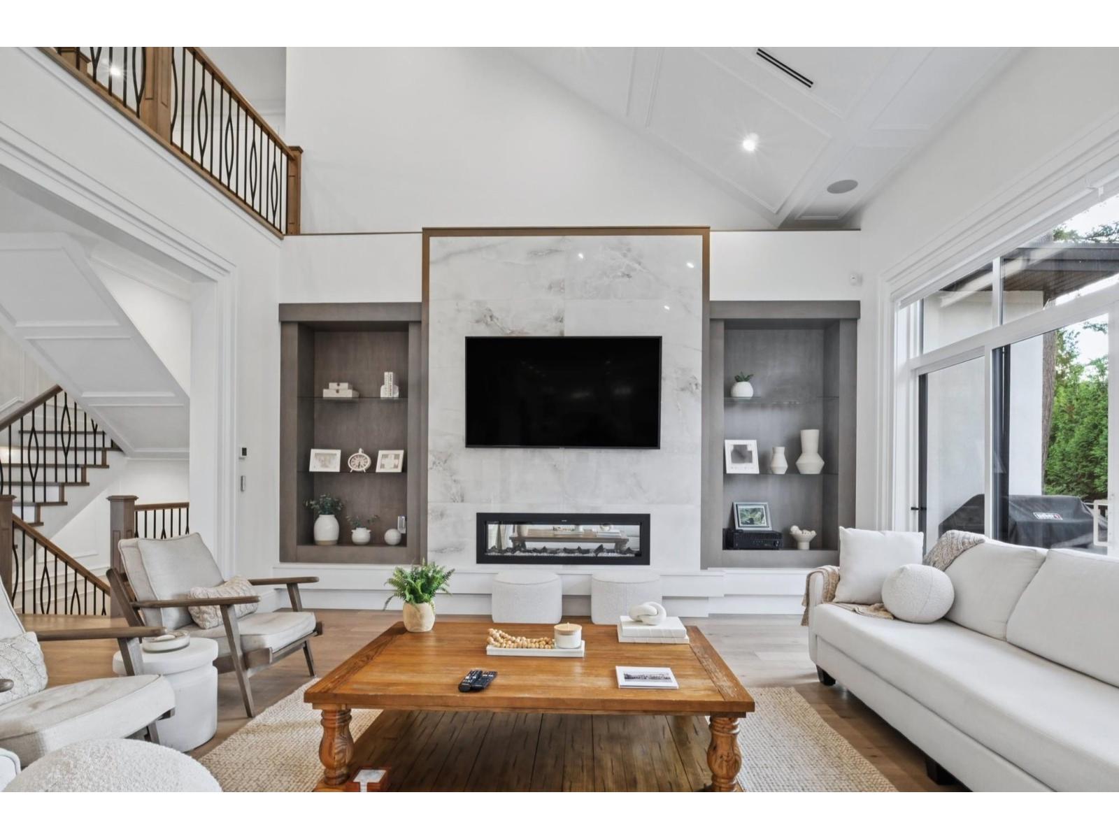 6135 152a Street Property Photo 16