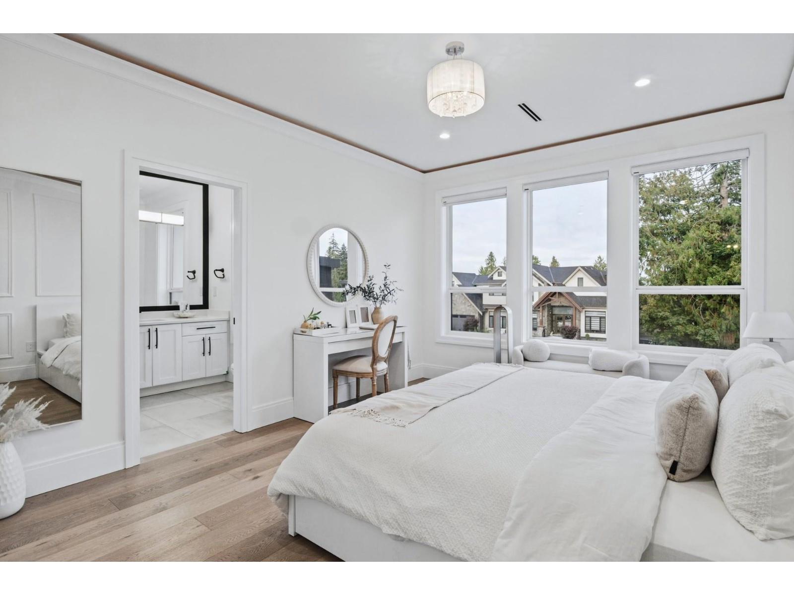 6135 152a Street Property Photo 29
