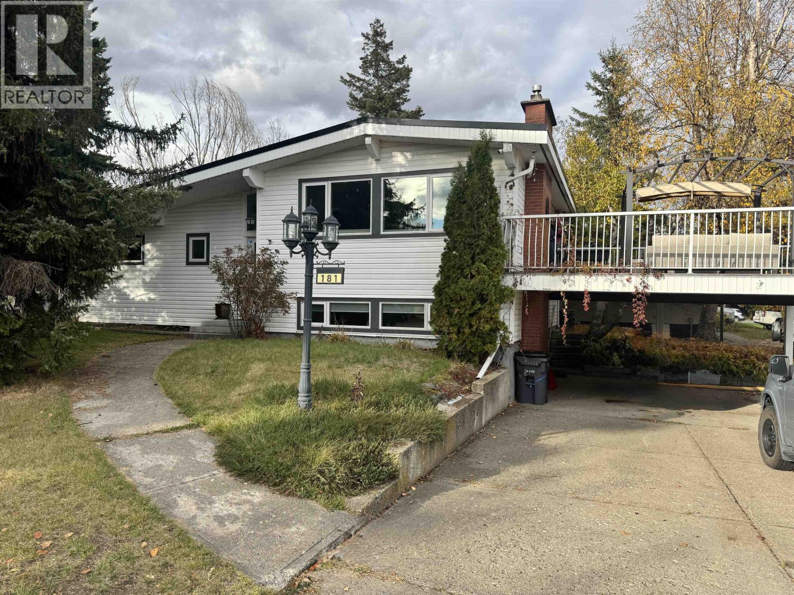 181 Gordon Crescent Property Photo 1