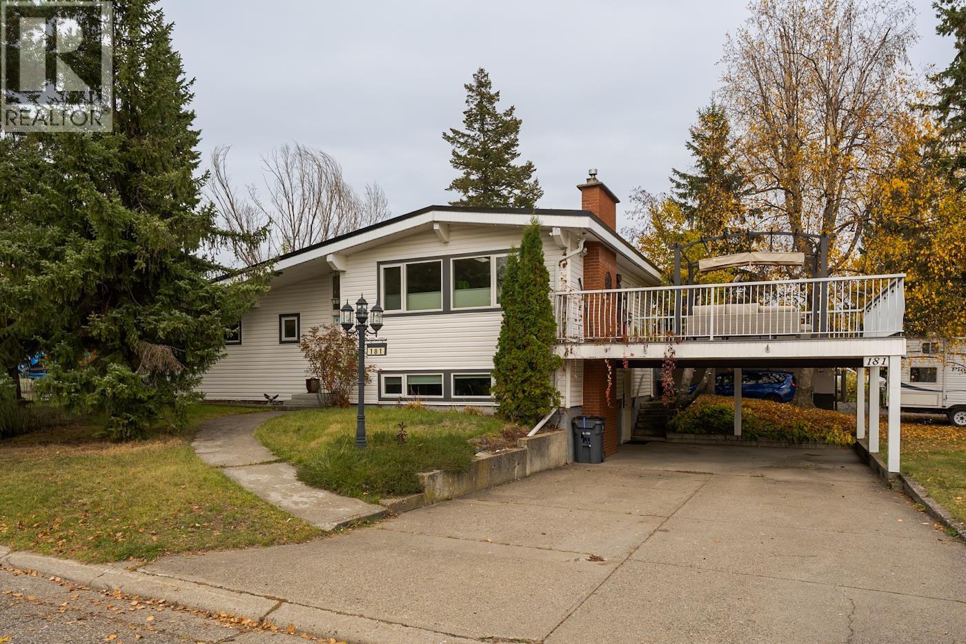 181 Gordon Crescent Property Photo 2