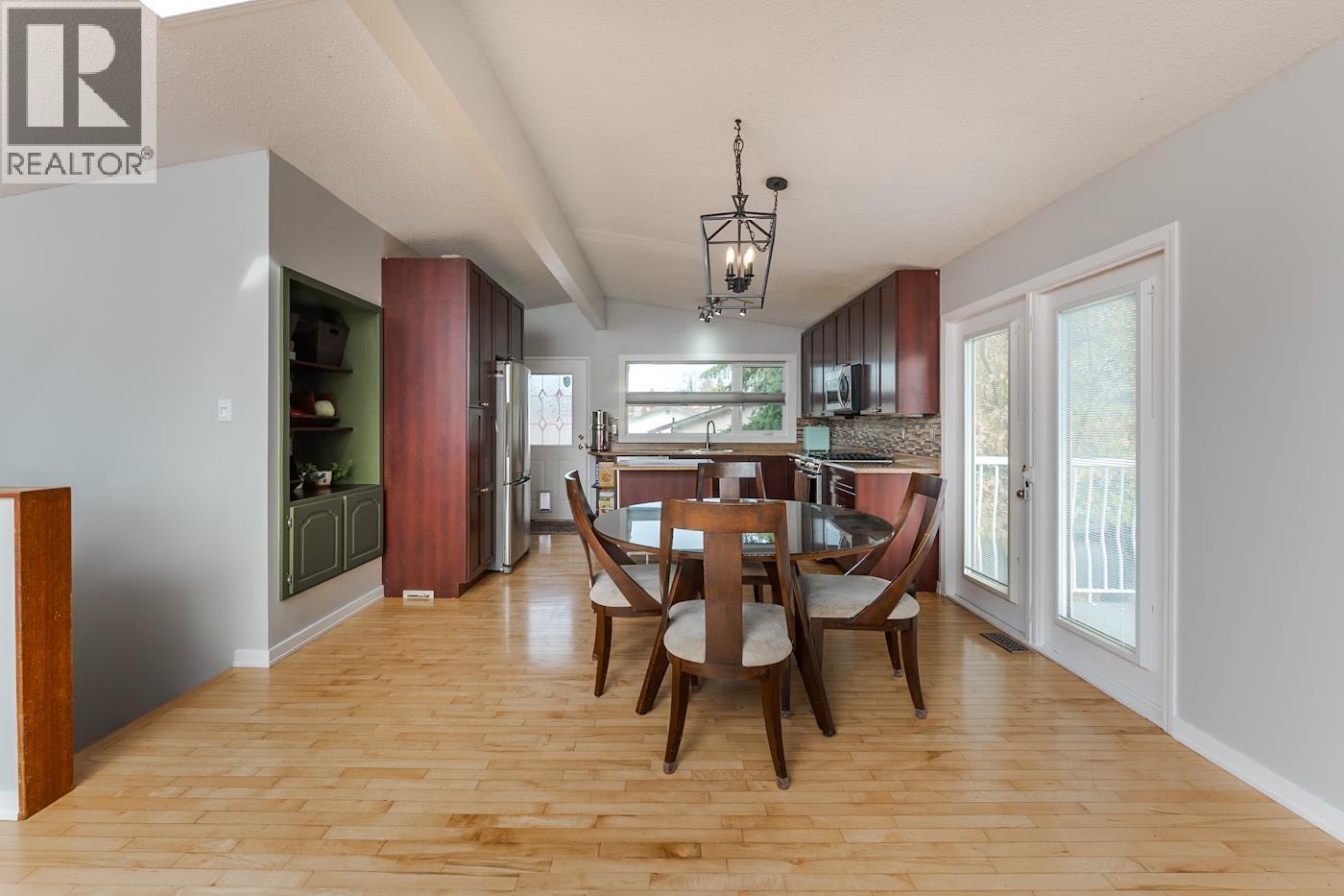 181 Gordon Crescent Property Photo 11