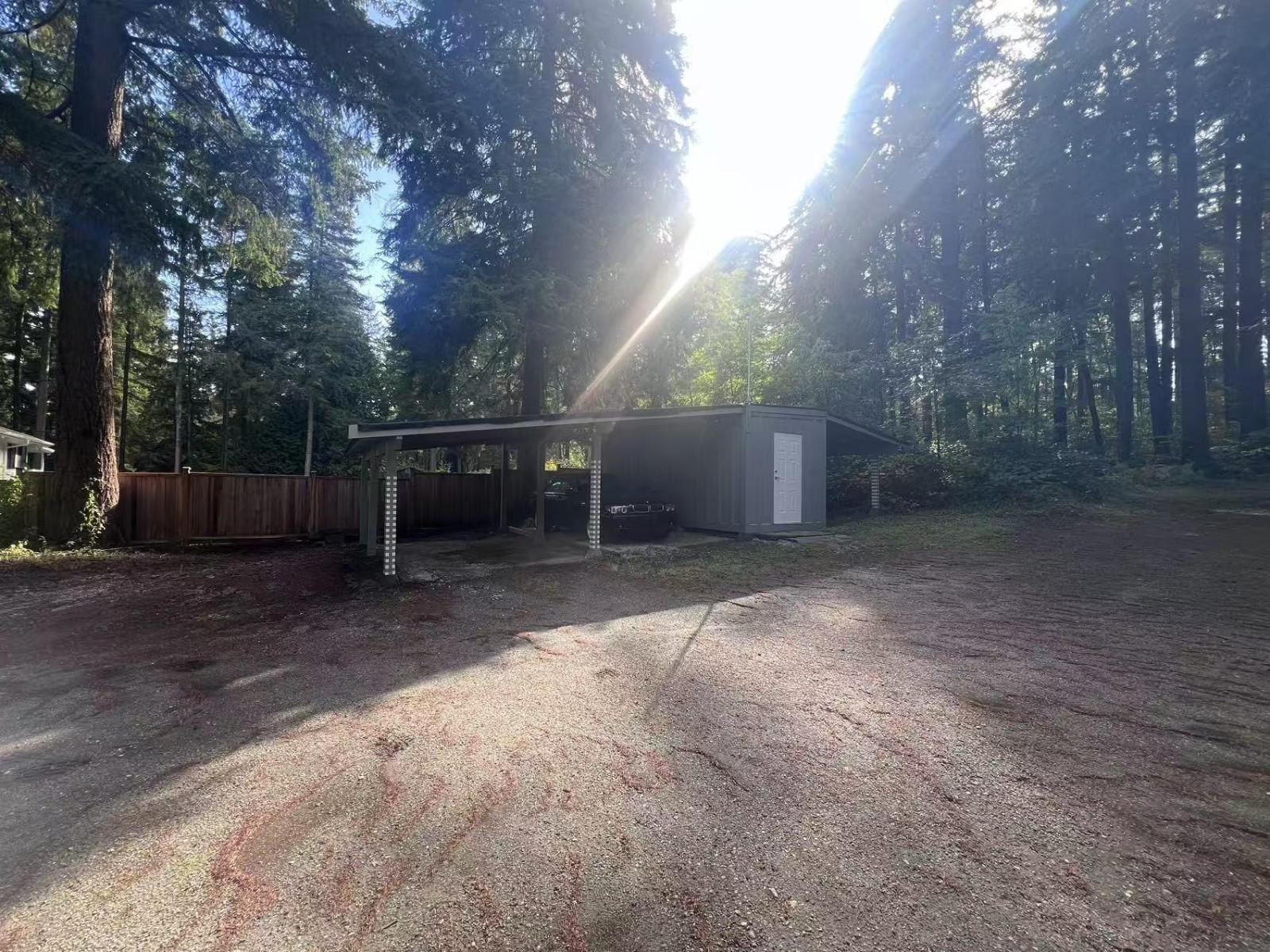 14340 28 Avenue Property Photo 5