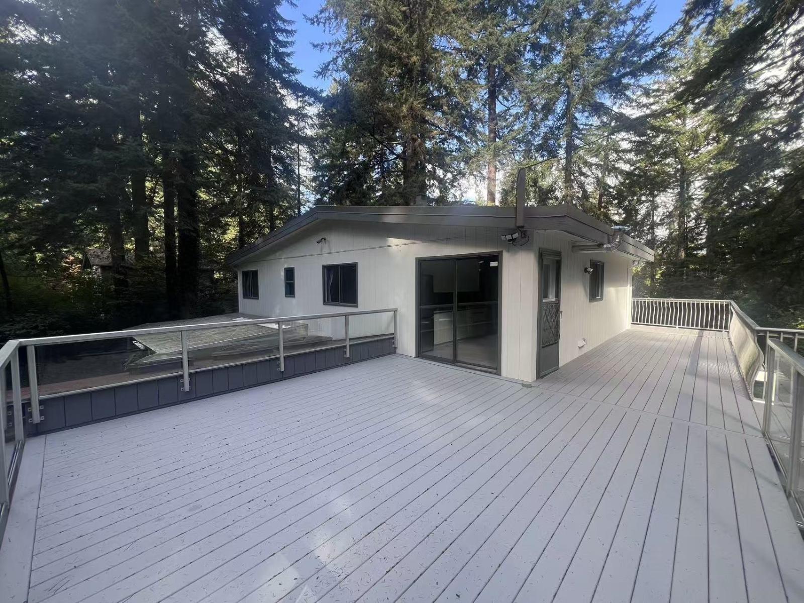 14340 28 Avenue Property Photo 13