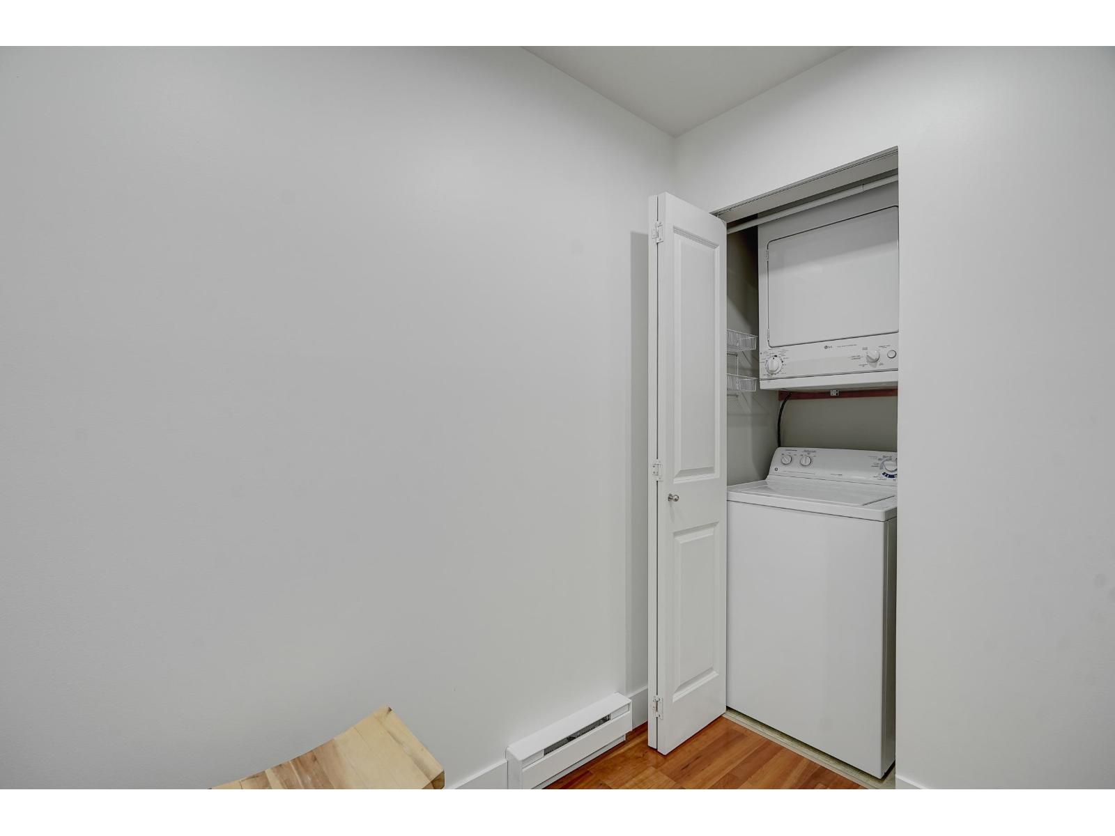 211 15350 16a Avenue Property Photo 11