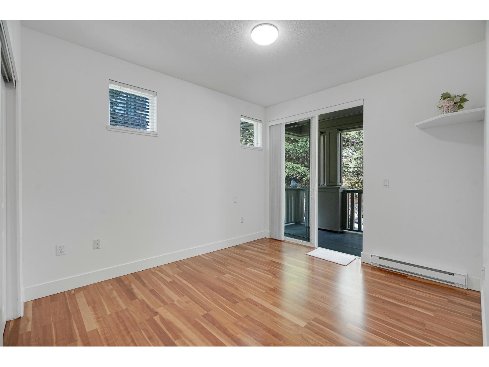 211 15350 16a Avenue Property Photo 14