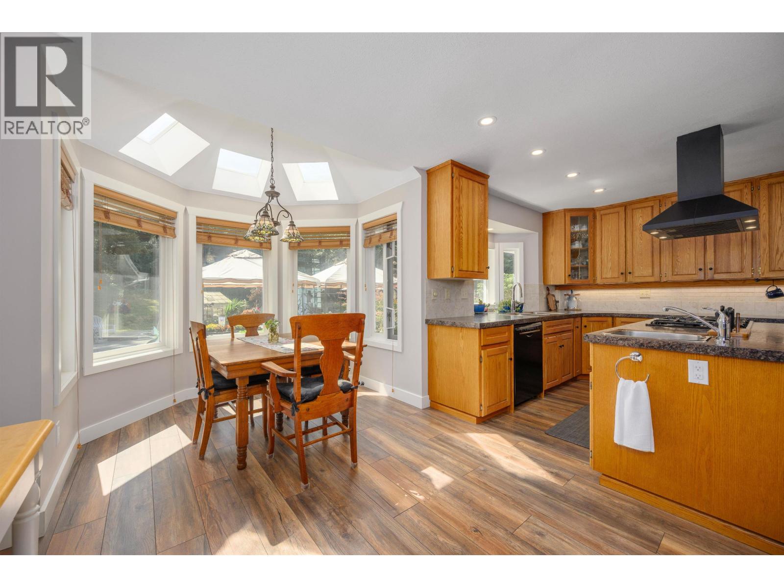 26070 116 Avenue Property Photo 23