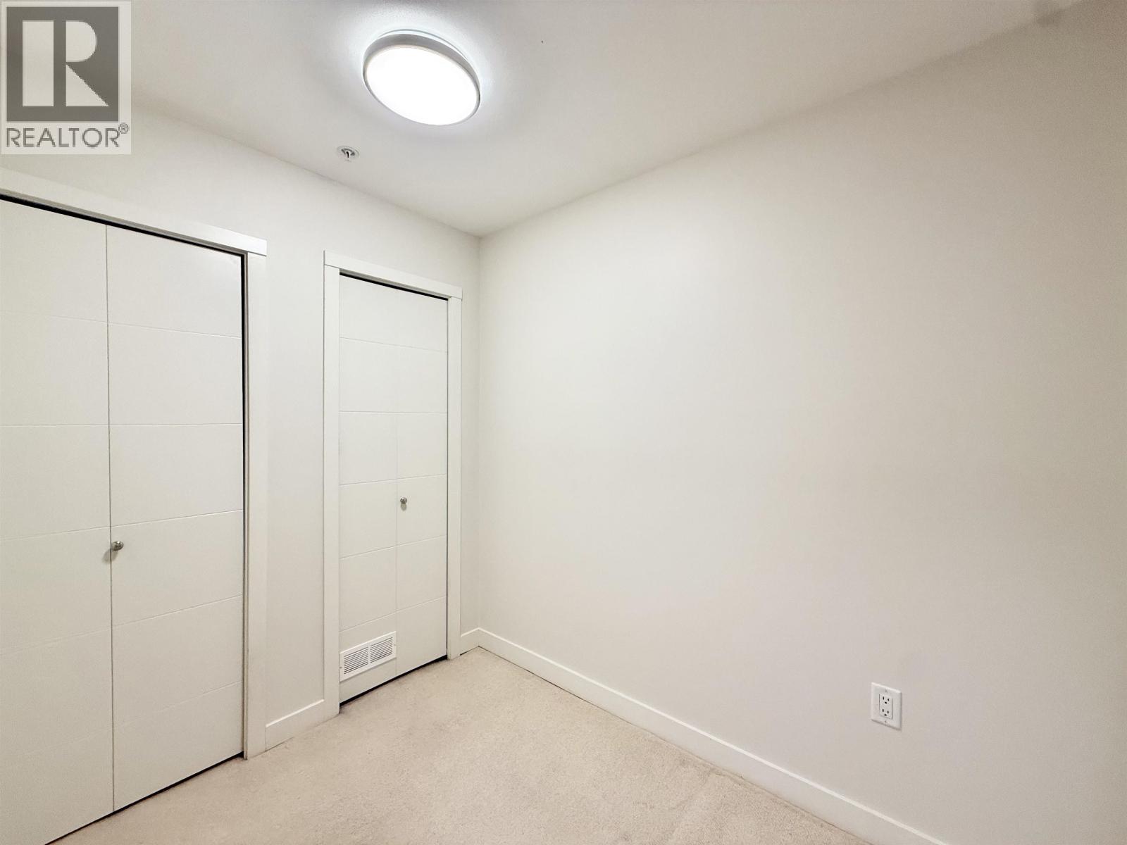 7923 Oak Street Property Photo 24