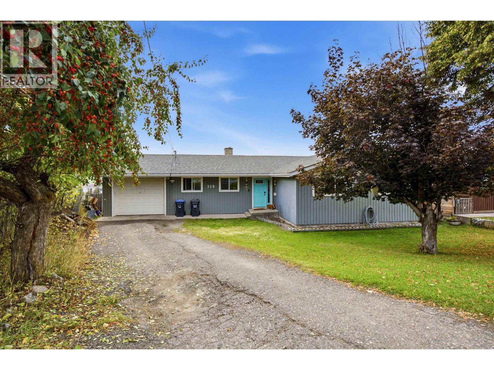 319 CLEARVIEW CRESCENT