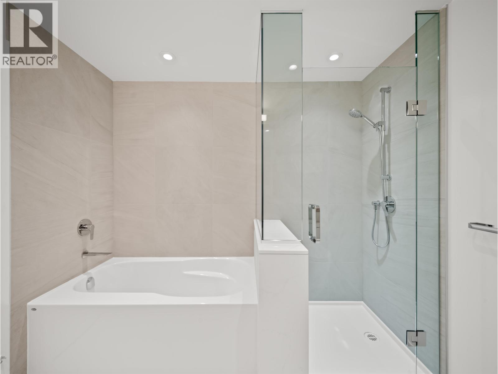 425 755 Harbourside Drive Property Photo 9