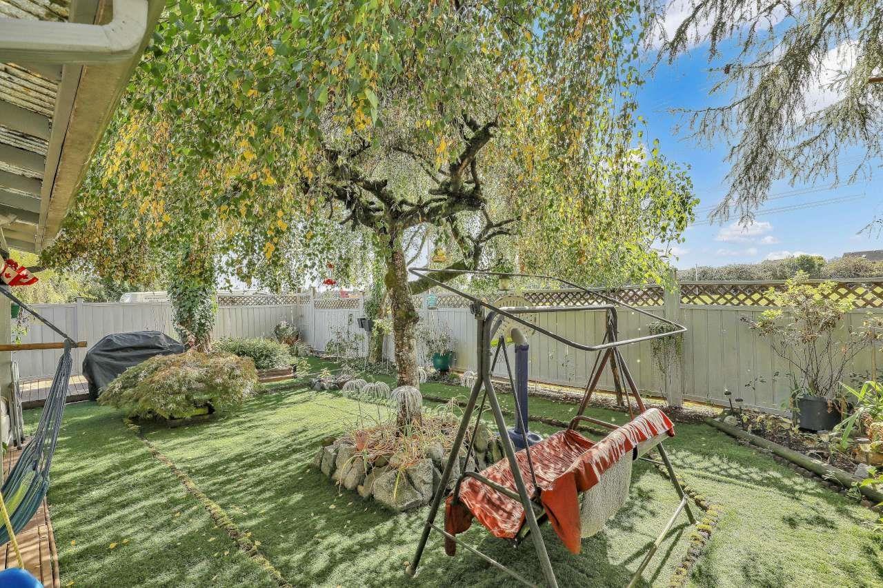 43 8555 King George Boulevard Property Photo 4