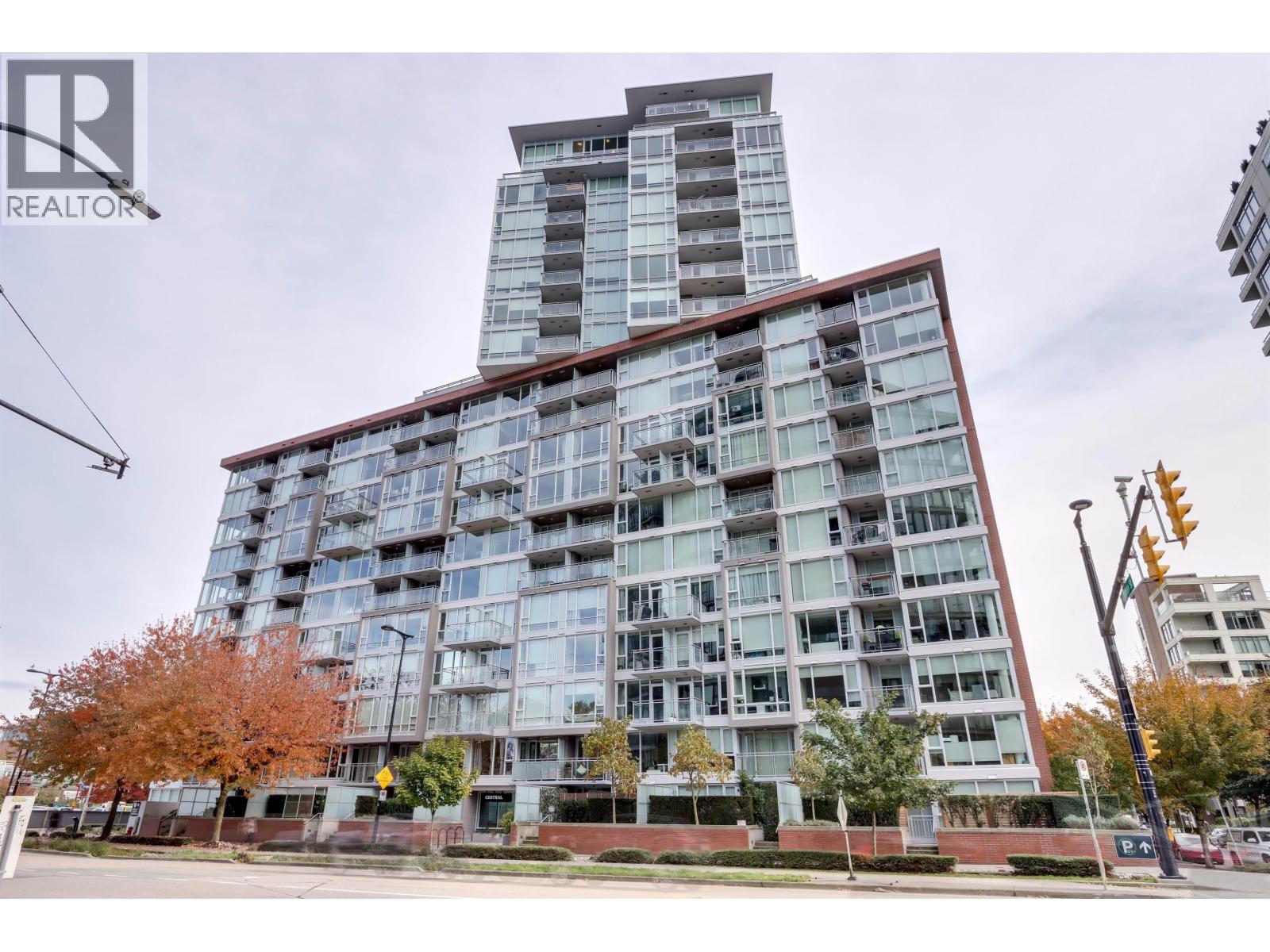 207 1618 Quebec Street Property Photo 19