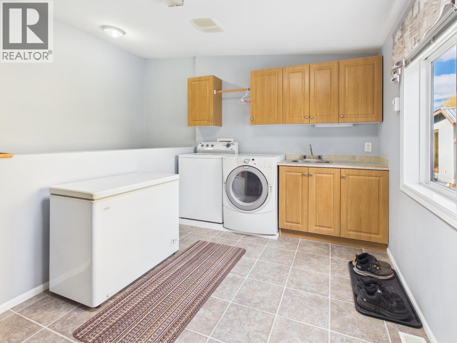 3722 Carson Road Property Photo 18