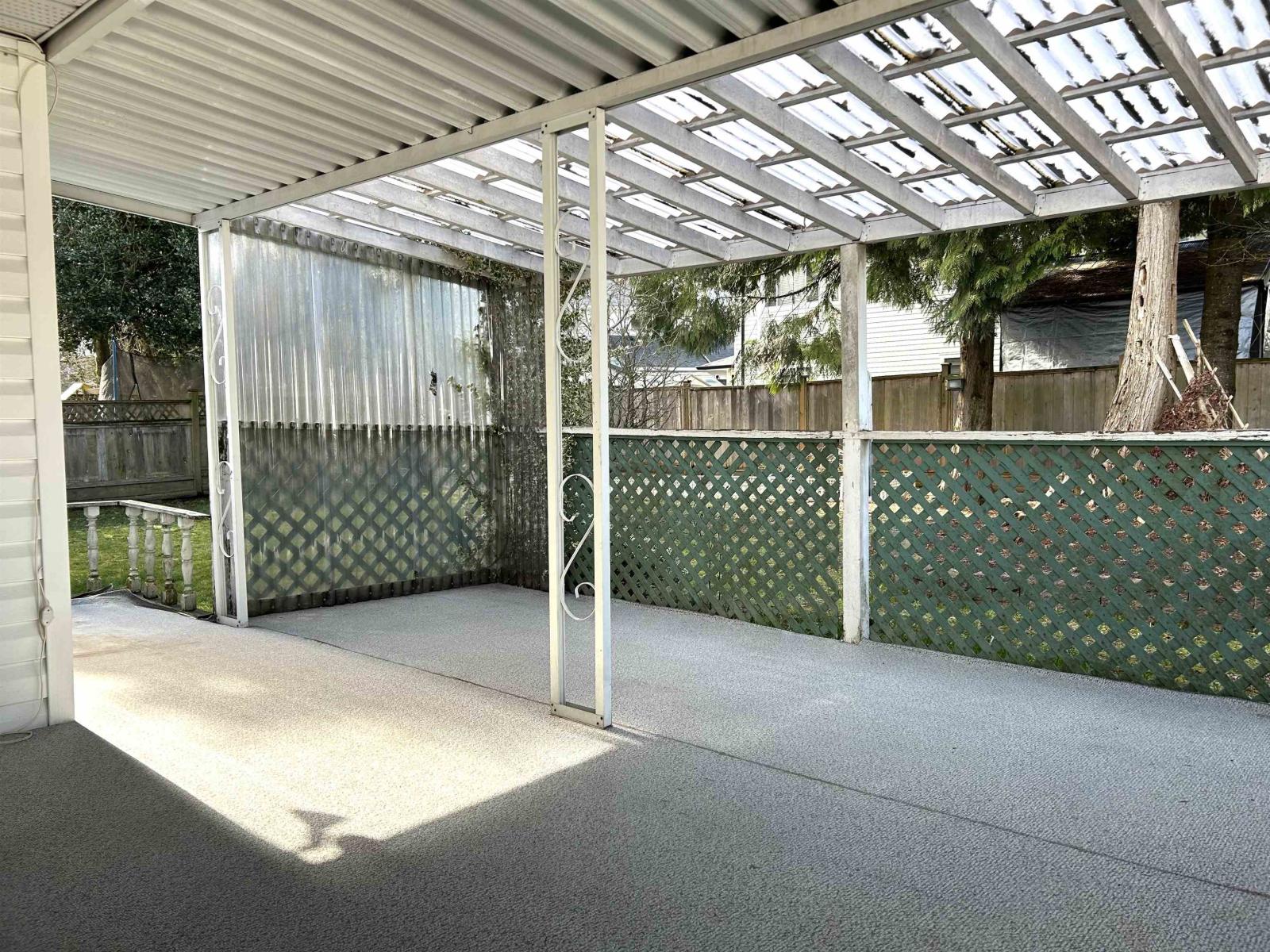 9419 159 Street Property Photo 16