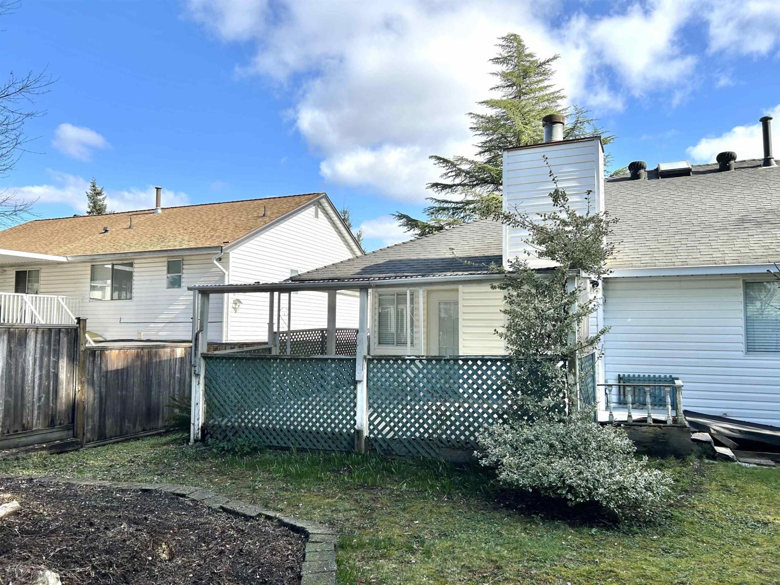 9419 159 Street Property Photo 17