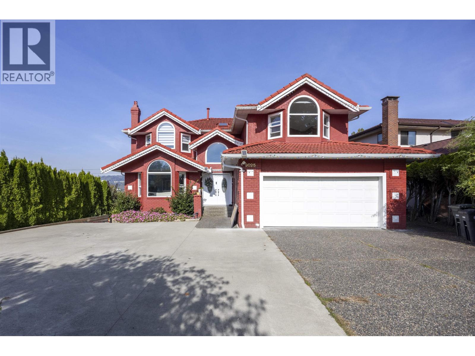 9025 Briar Road Property Photo 1