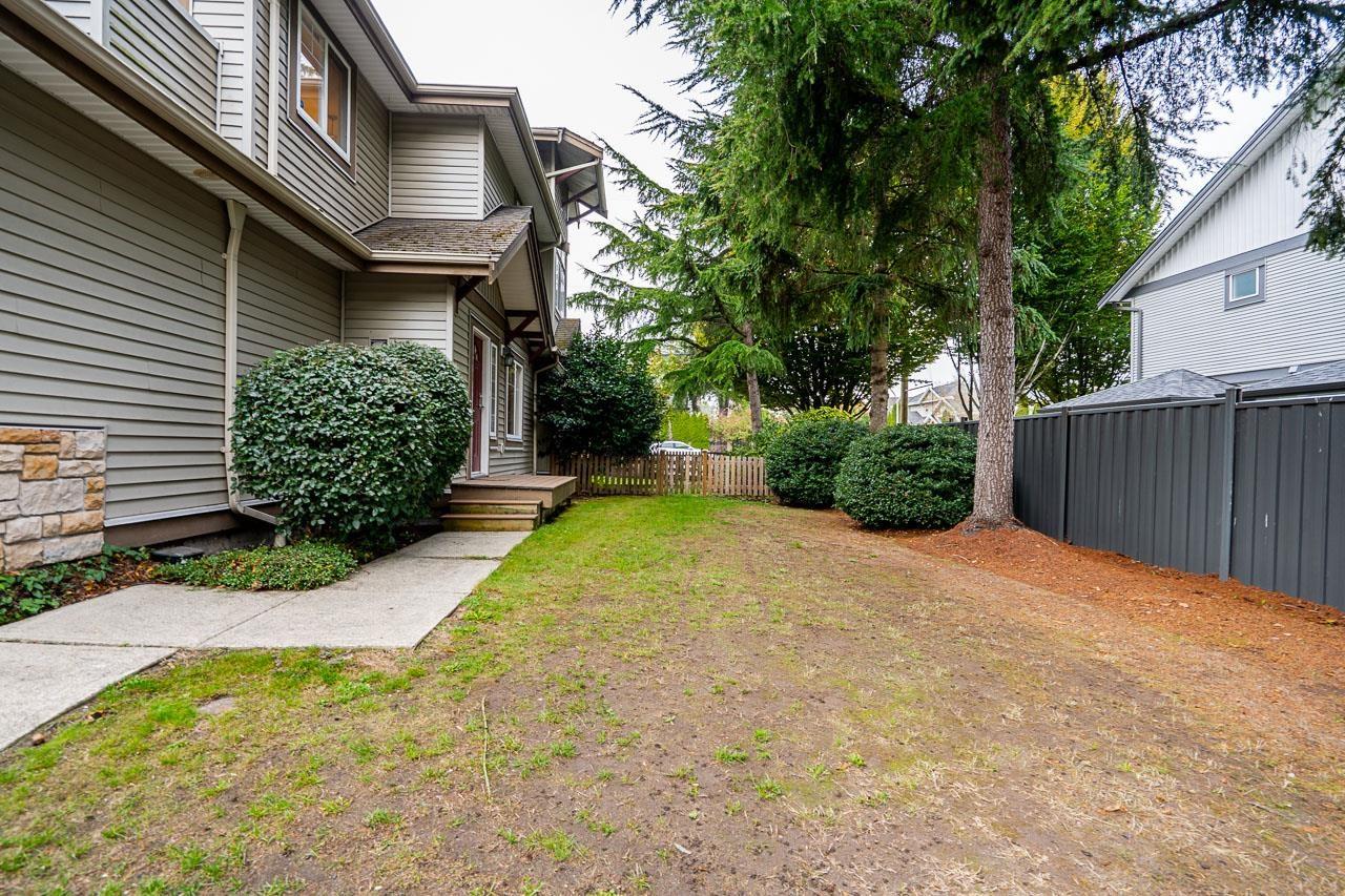 26 14453 72 Avenue Property Photo 4